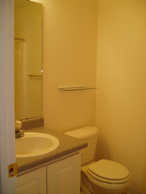 ANASTASIA MANOR T/H - Residential Lease