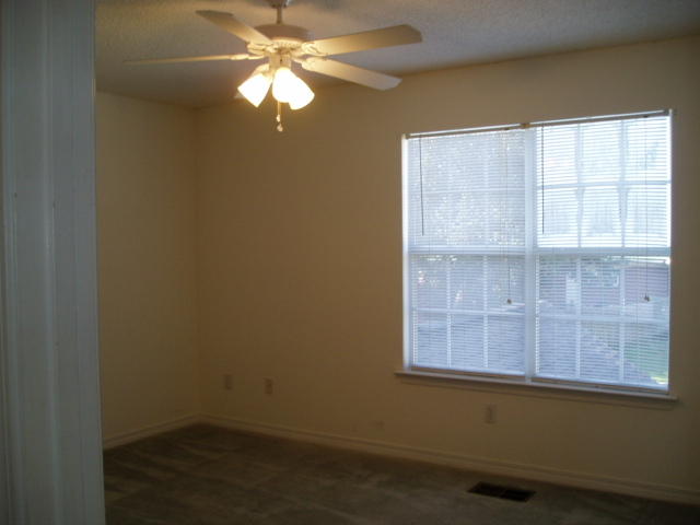 ANASTASIA MANOR T/H - Residential Lease