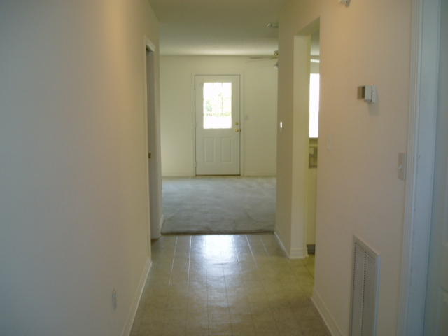 ANASTASIA MANOR T/H - Residential Lease