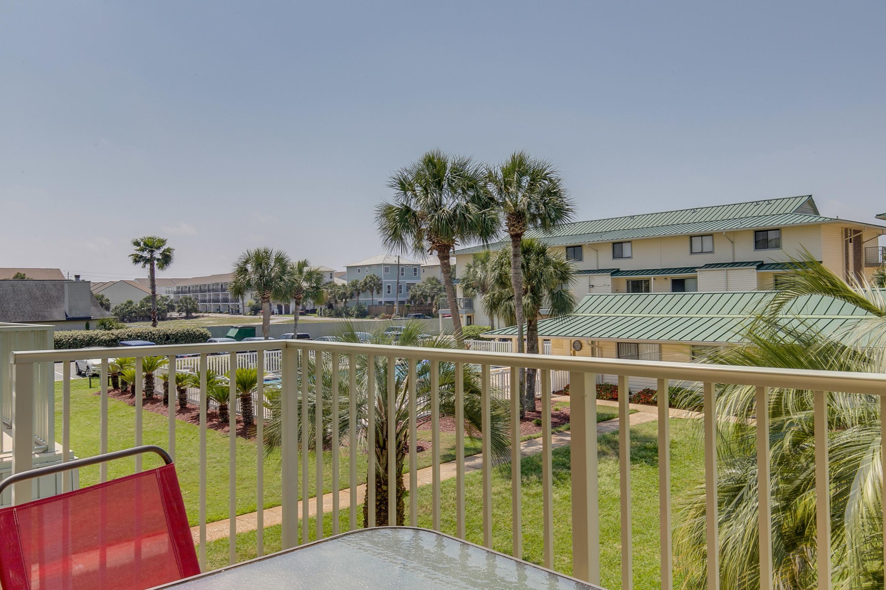 SANDPRINTS CONDO - Residential