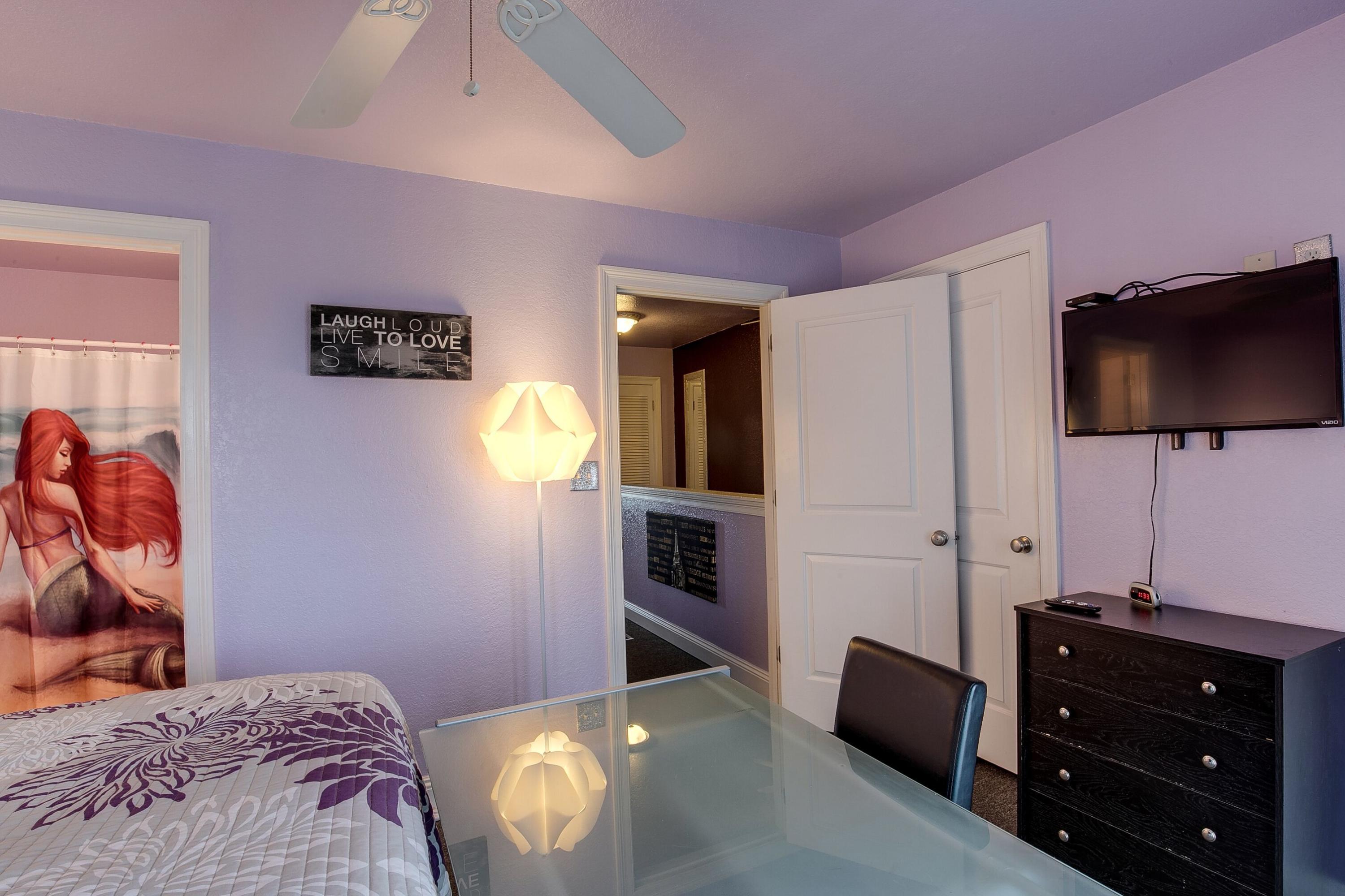 SANDPRINTS CONDO - Residential