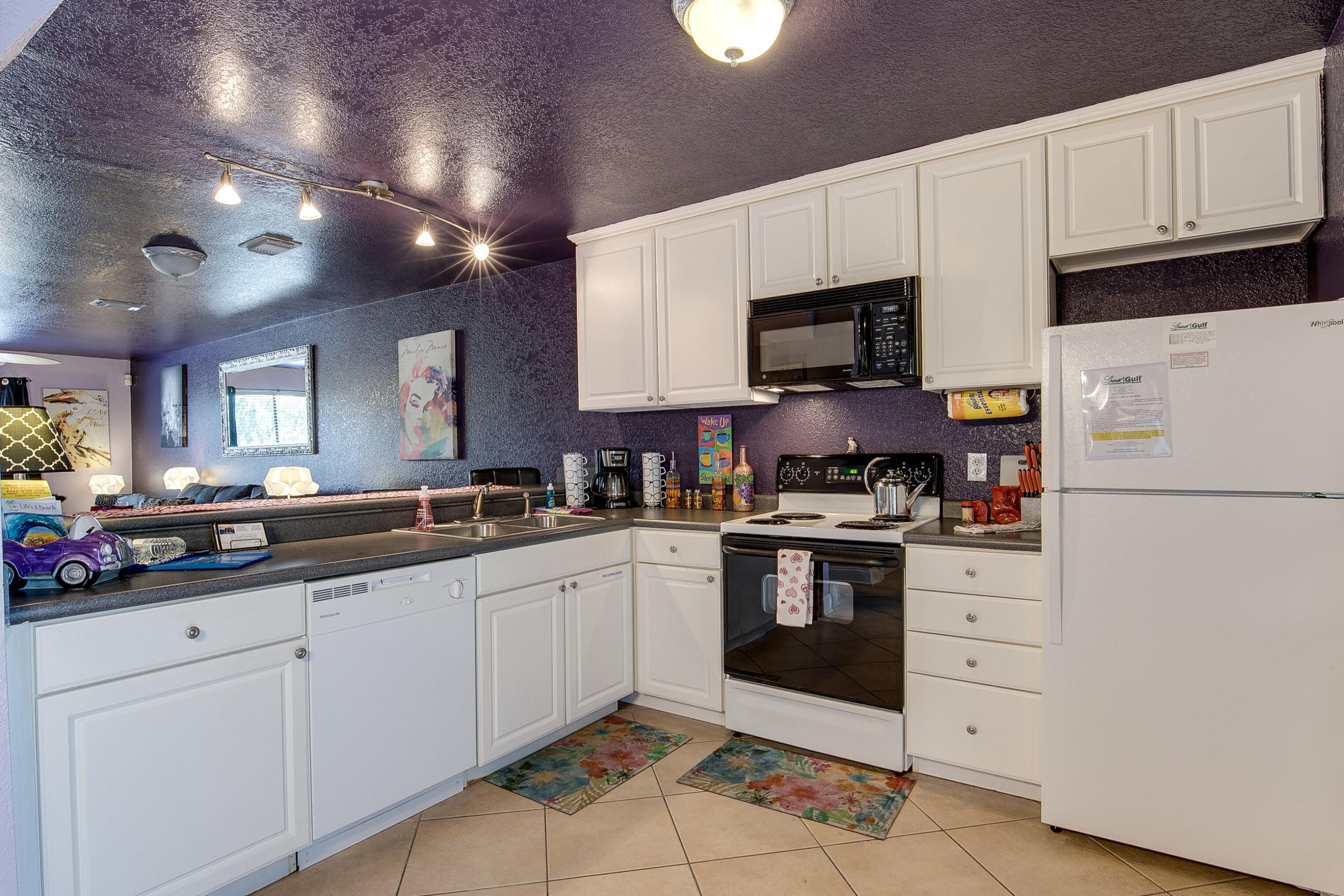 SANDPRINTS CONDO - Residential