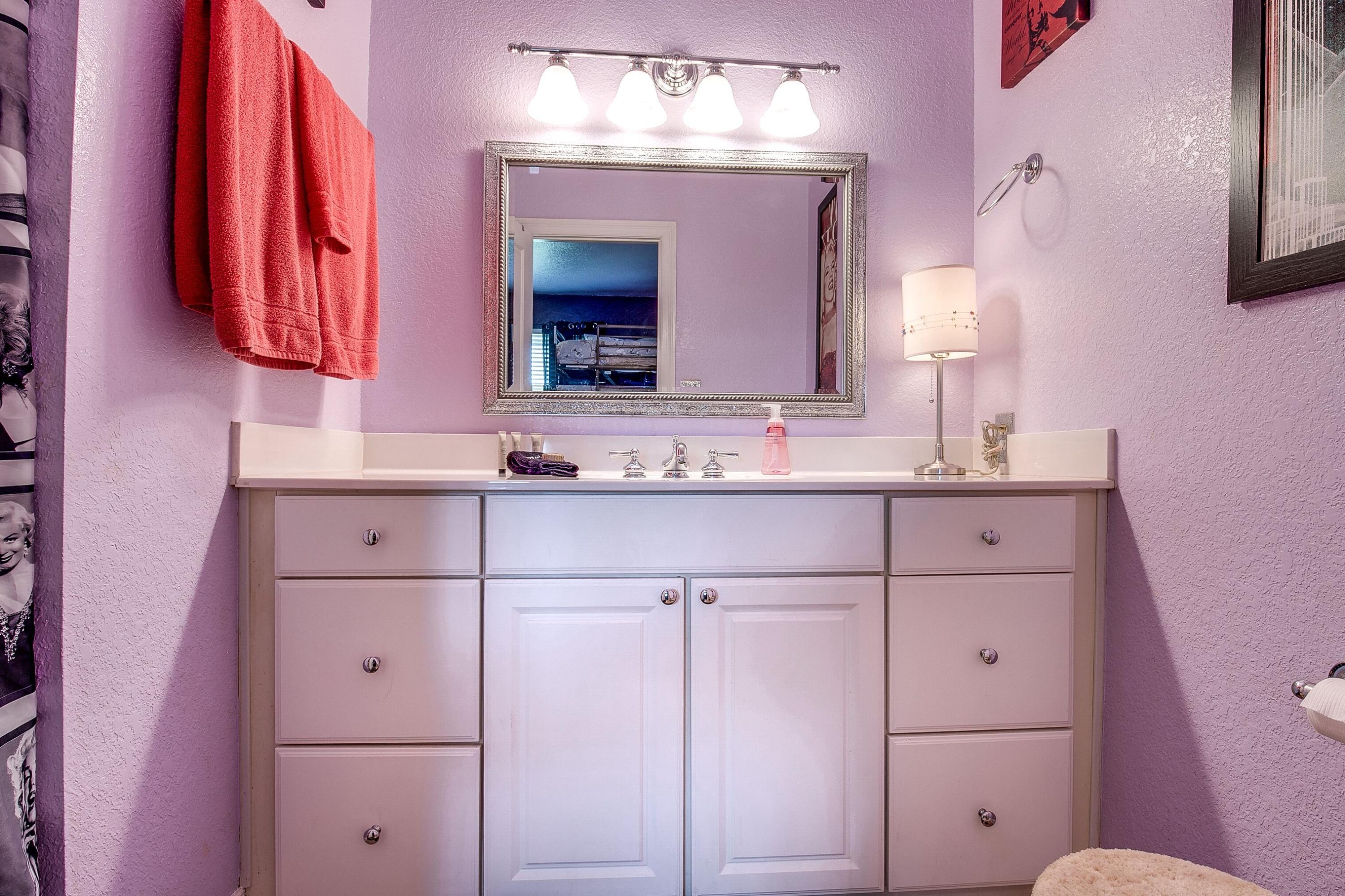 SANDPRINTS CONDO - Residential