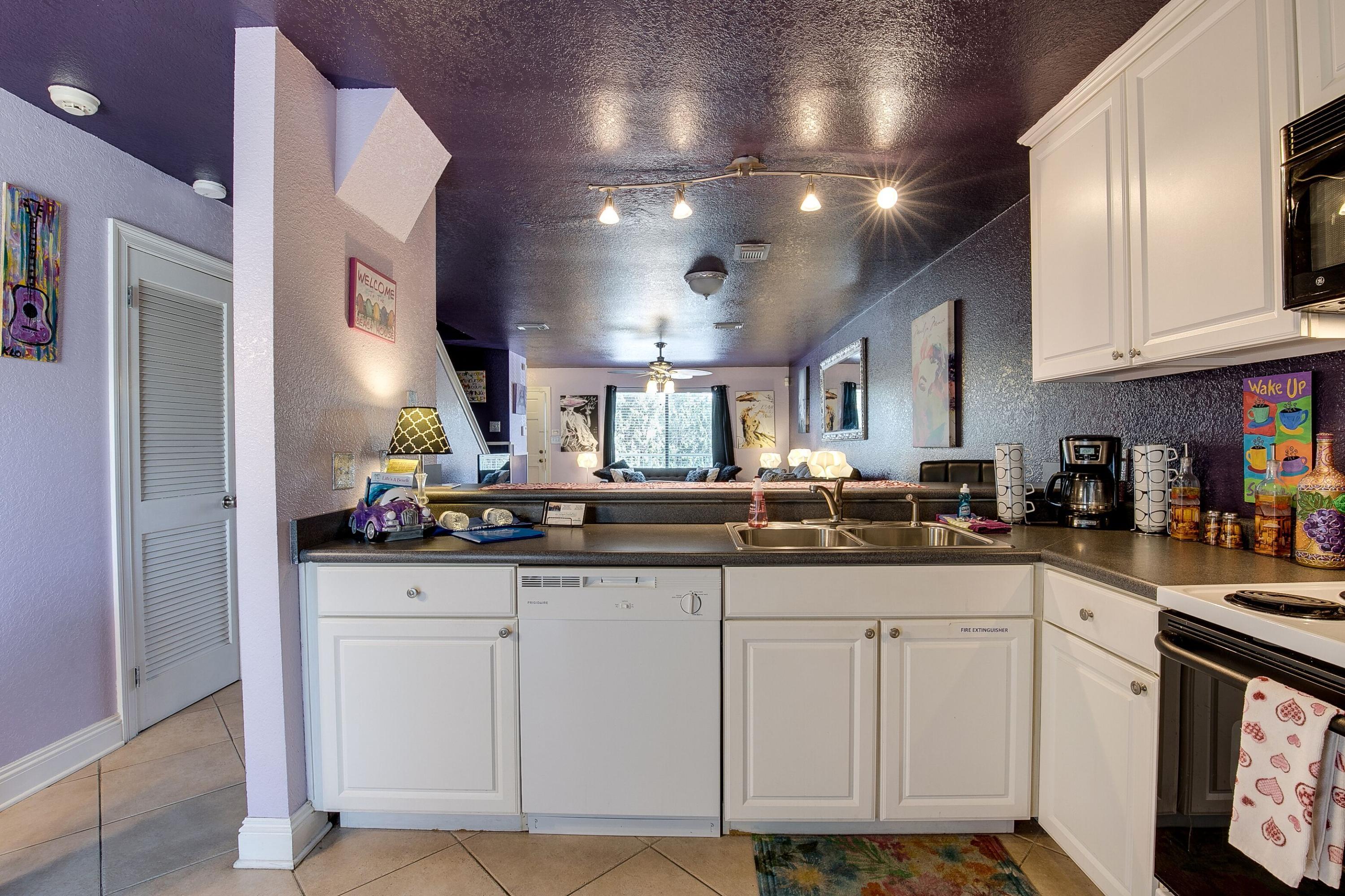 SANDPRINTS CONDO - Residential