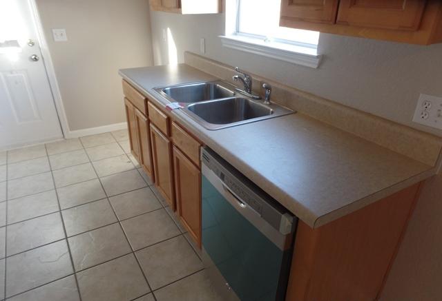 QUAIL LAKE - Residential