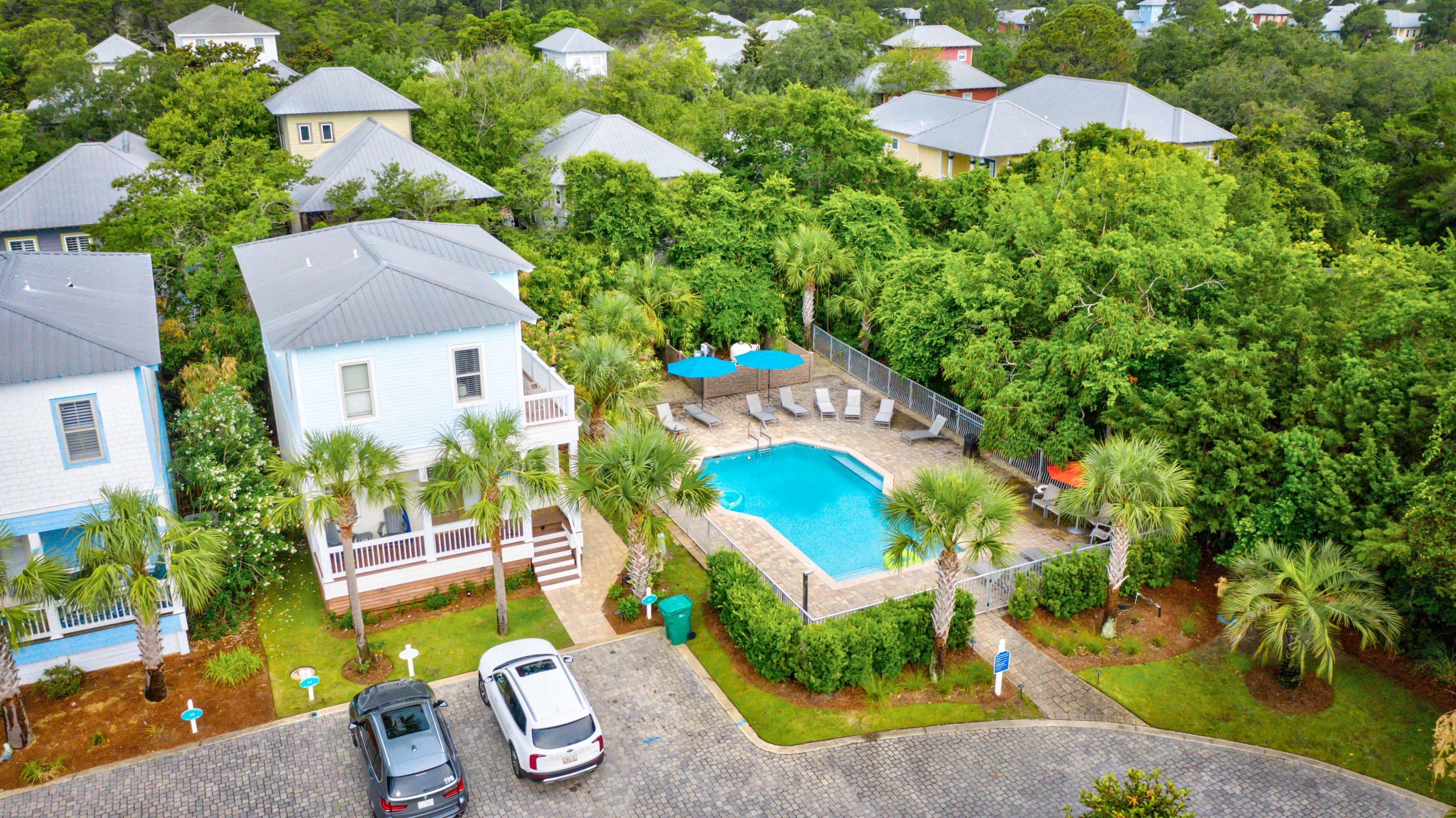 OLD FLORIDA VILLAGE - Residential
