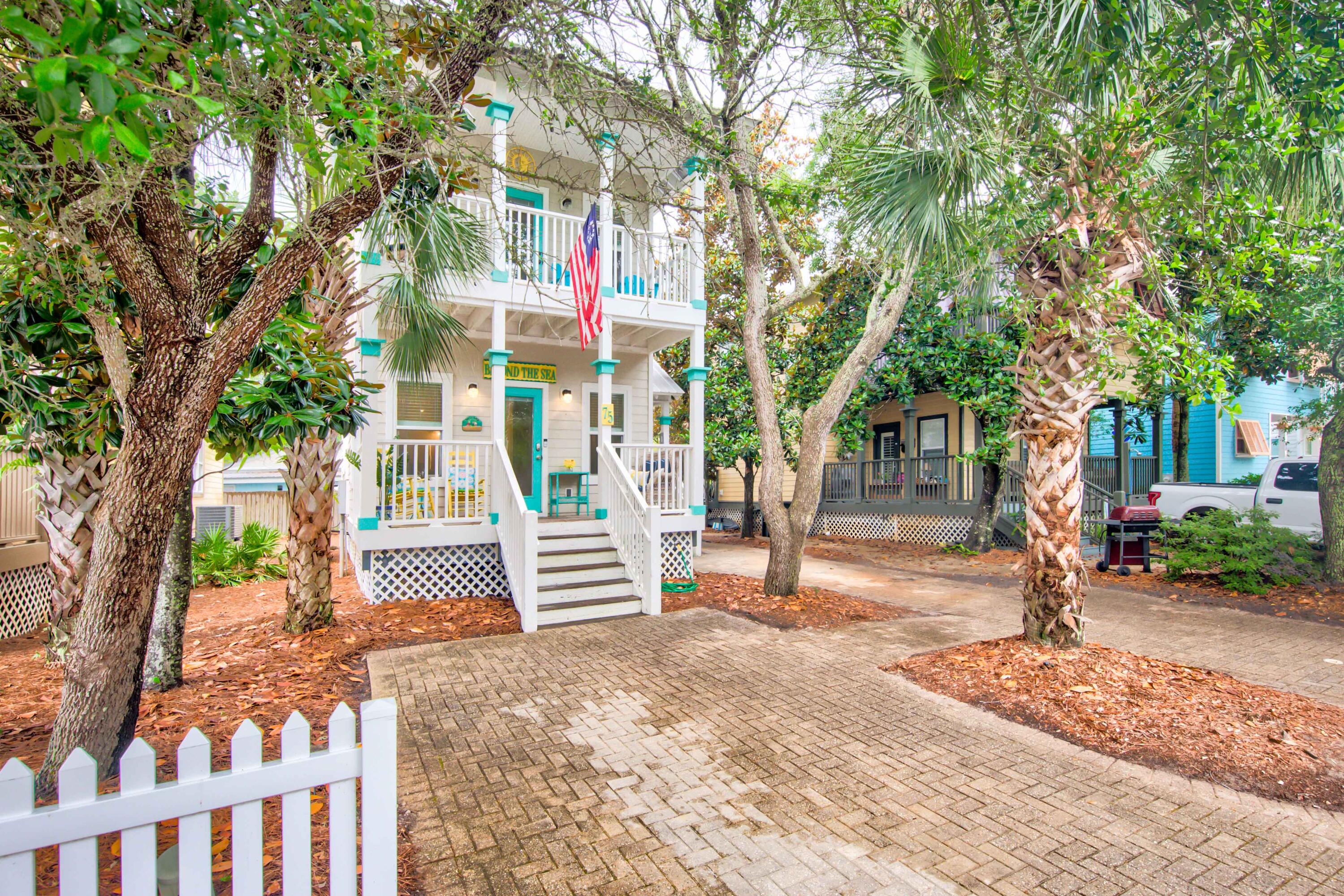 OLD FLORIDA VILLAGE - Residential