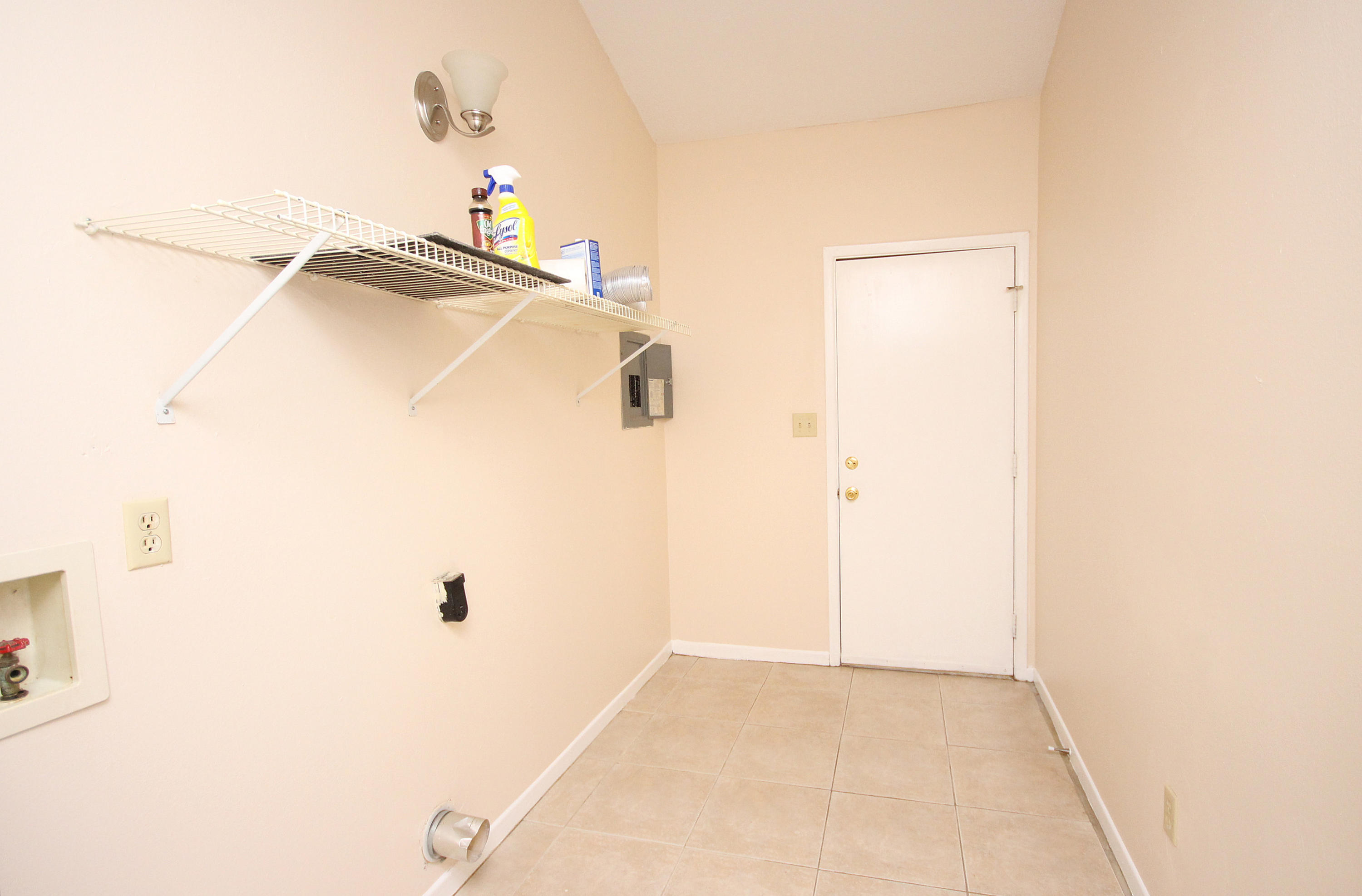 BELL-BROOK ESTATES - Residential Lease