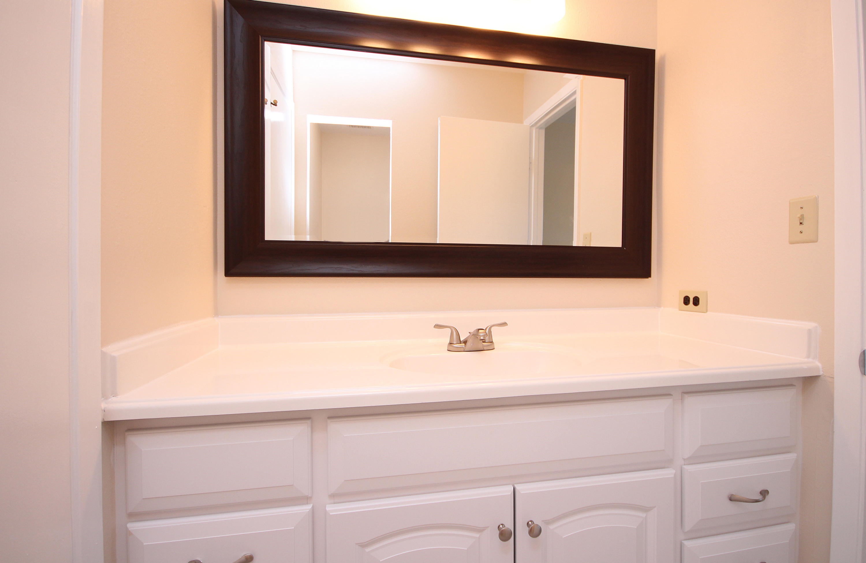 BELL-BROOK ESTATES - Residential Lease