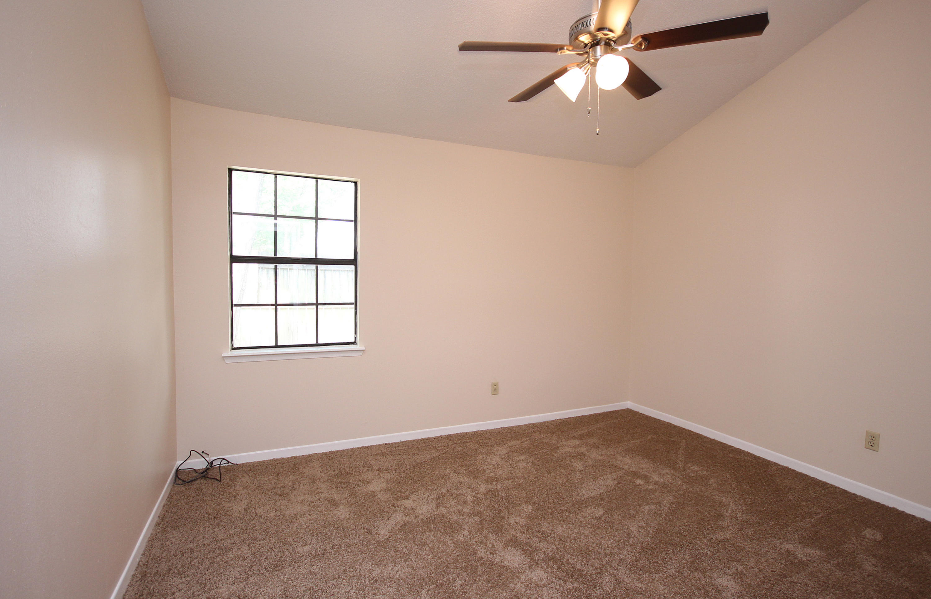 BELL-BROOK ESTATES - Residential Lease