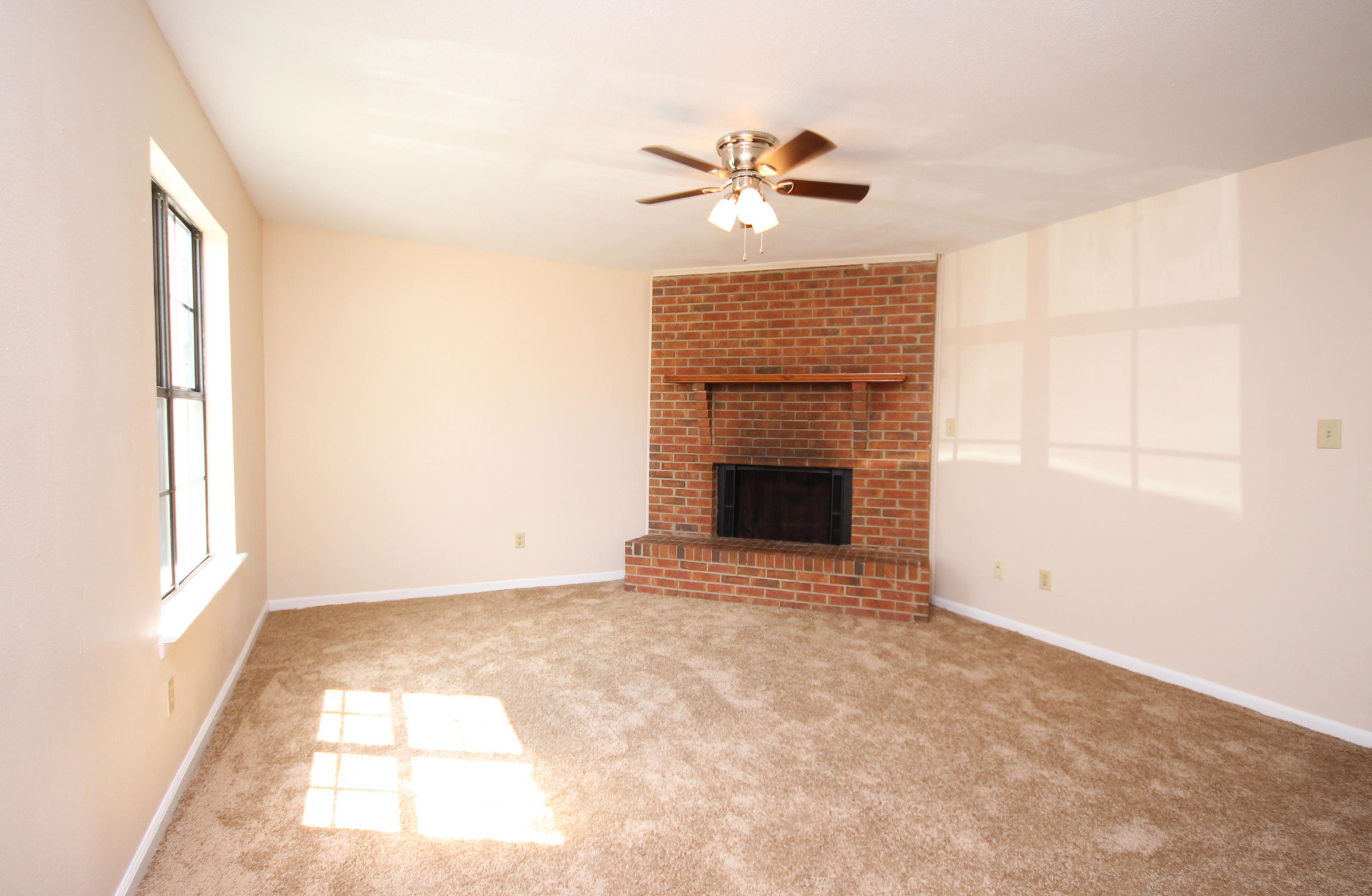 BELL-BROOK ESTATES - Residential Lease