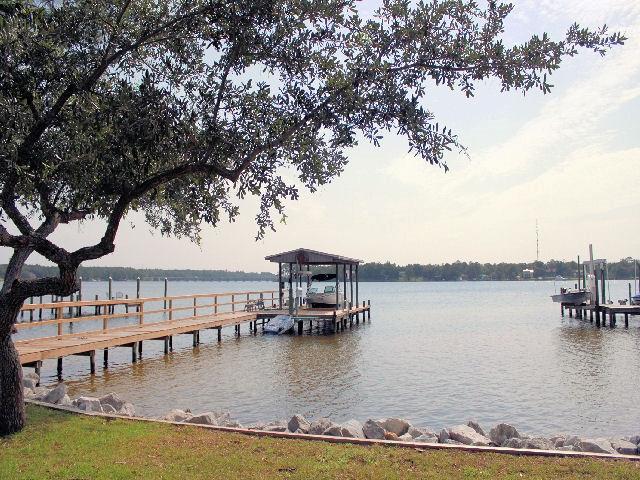 VALPARAISO PINECREST 6 - Residential