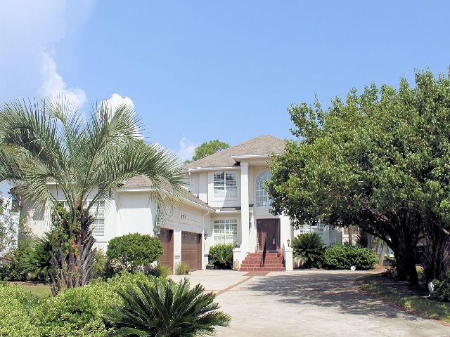 VALPARAISO PINECREST 6 - Residential