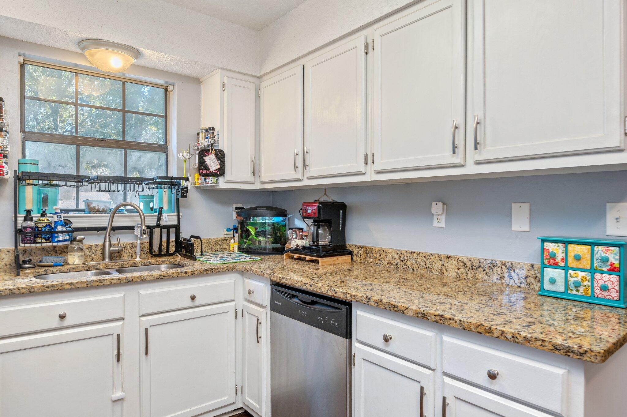 COUNTRYVIEW ESTATES - Residential