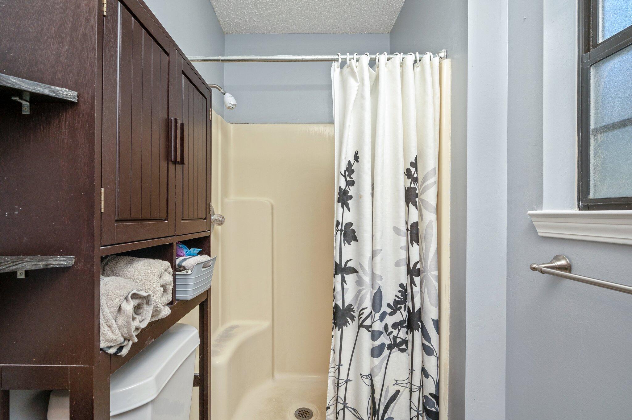 COUNTRYVIEW ESTATES - Residential