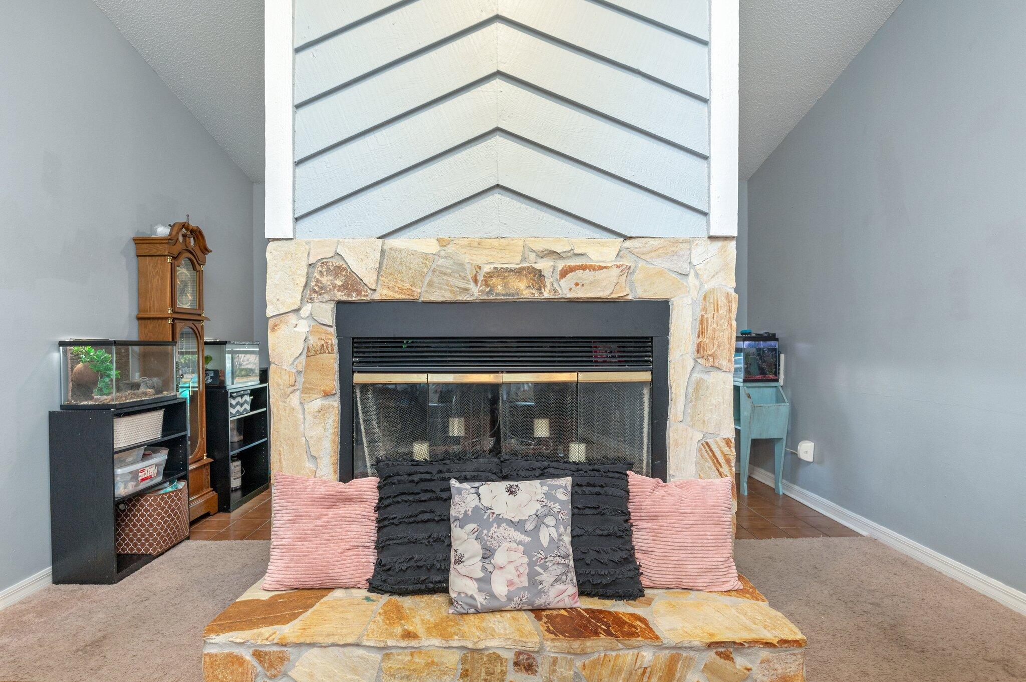 COUNTRYVIEW ESTATES - Residential