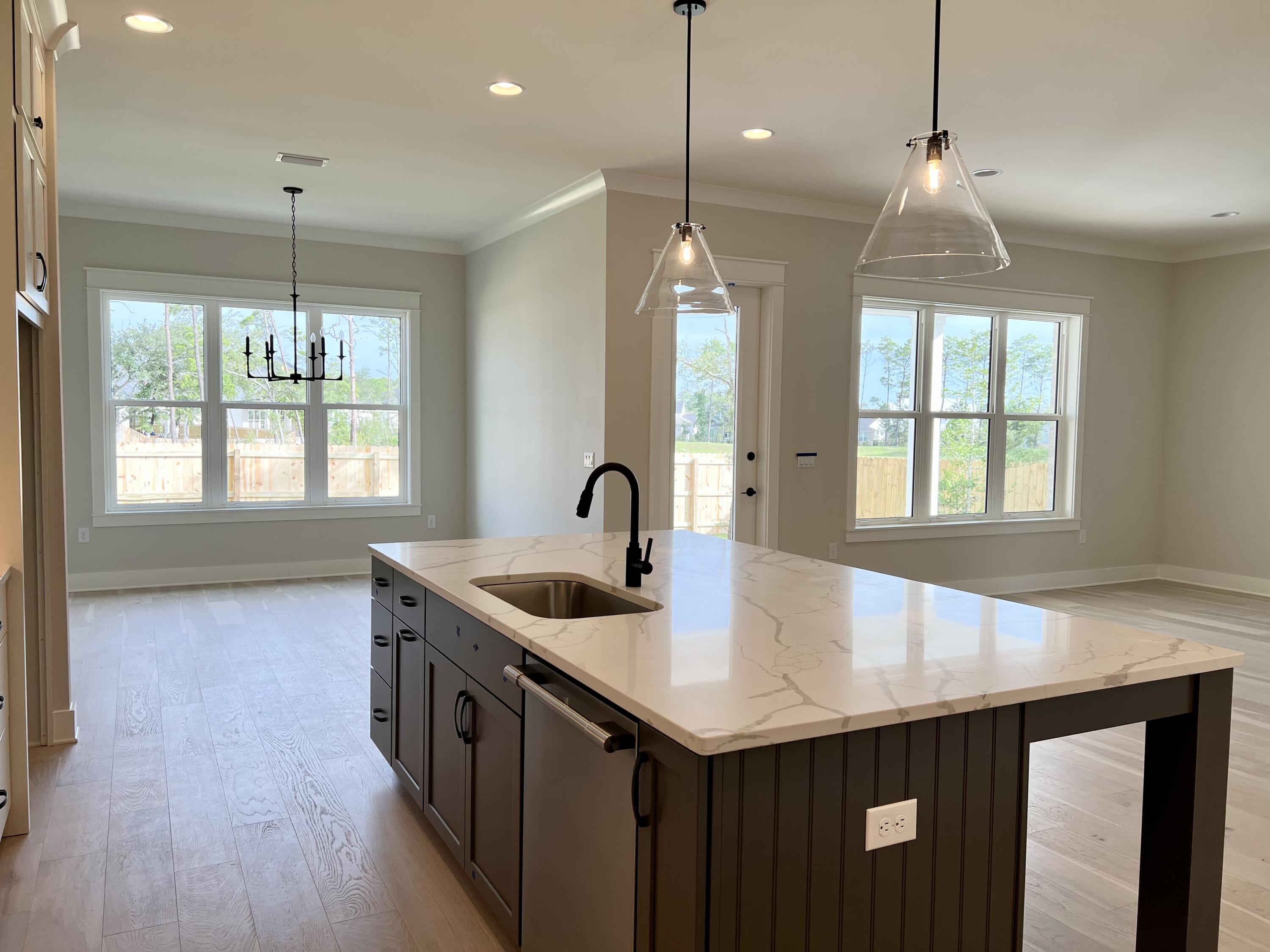 DEER MOSS CREEK - Residential