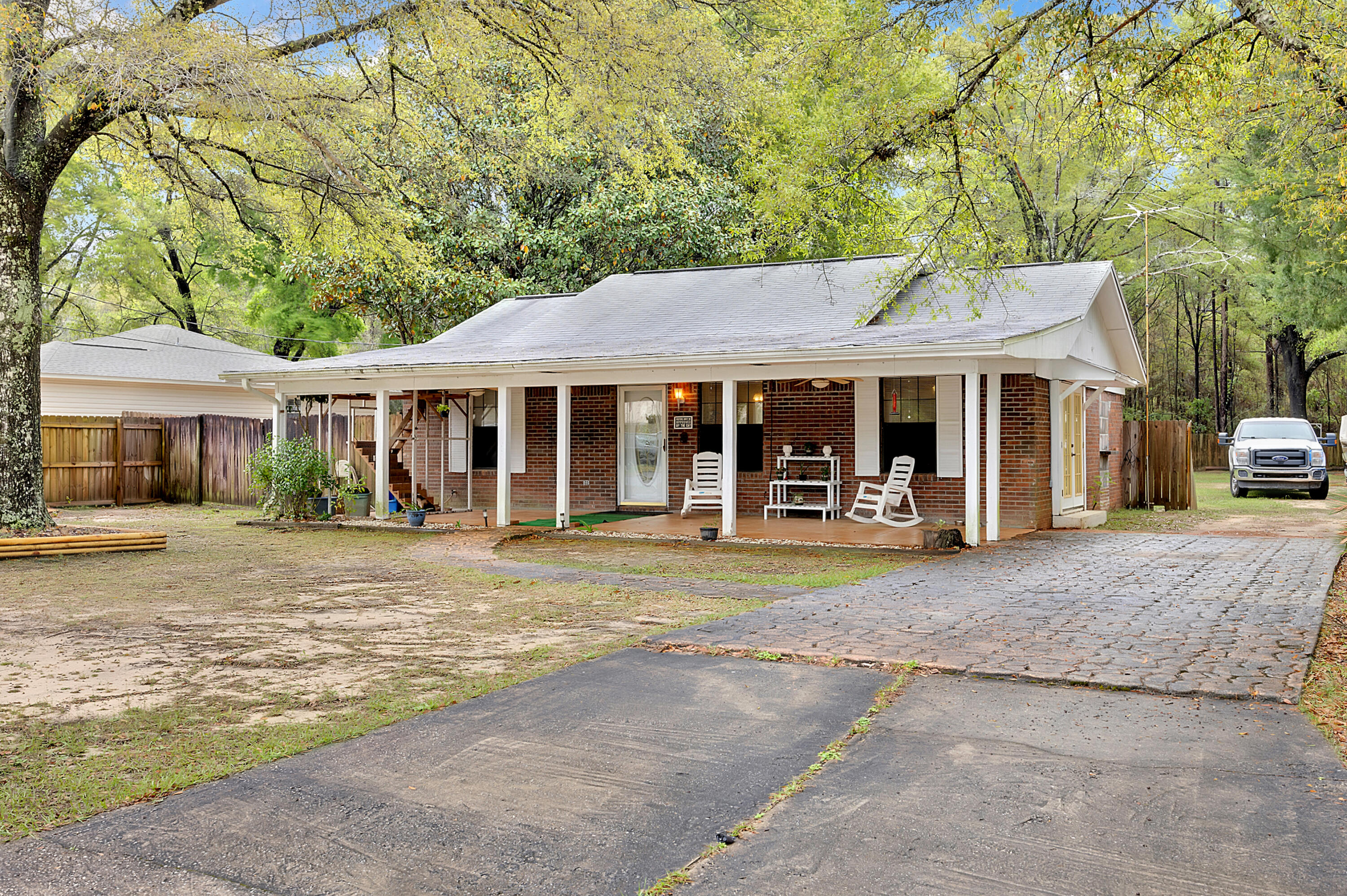 HIDDEN GLEN - Residential