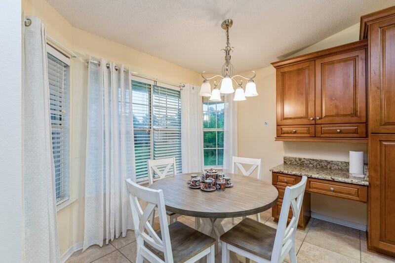 HOLLEY BY THE SEA - Residential