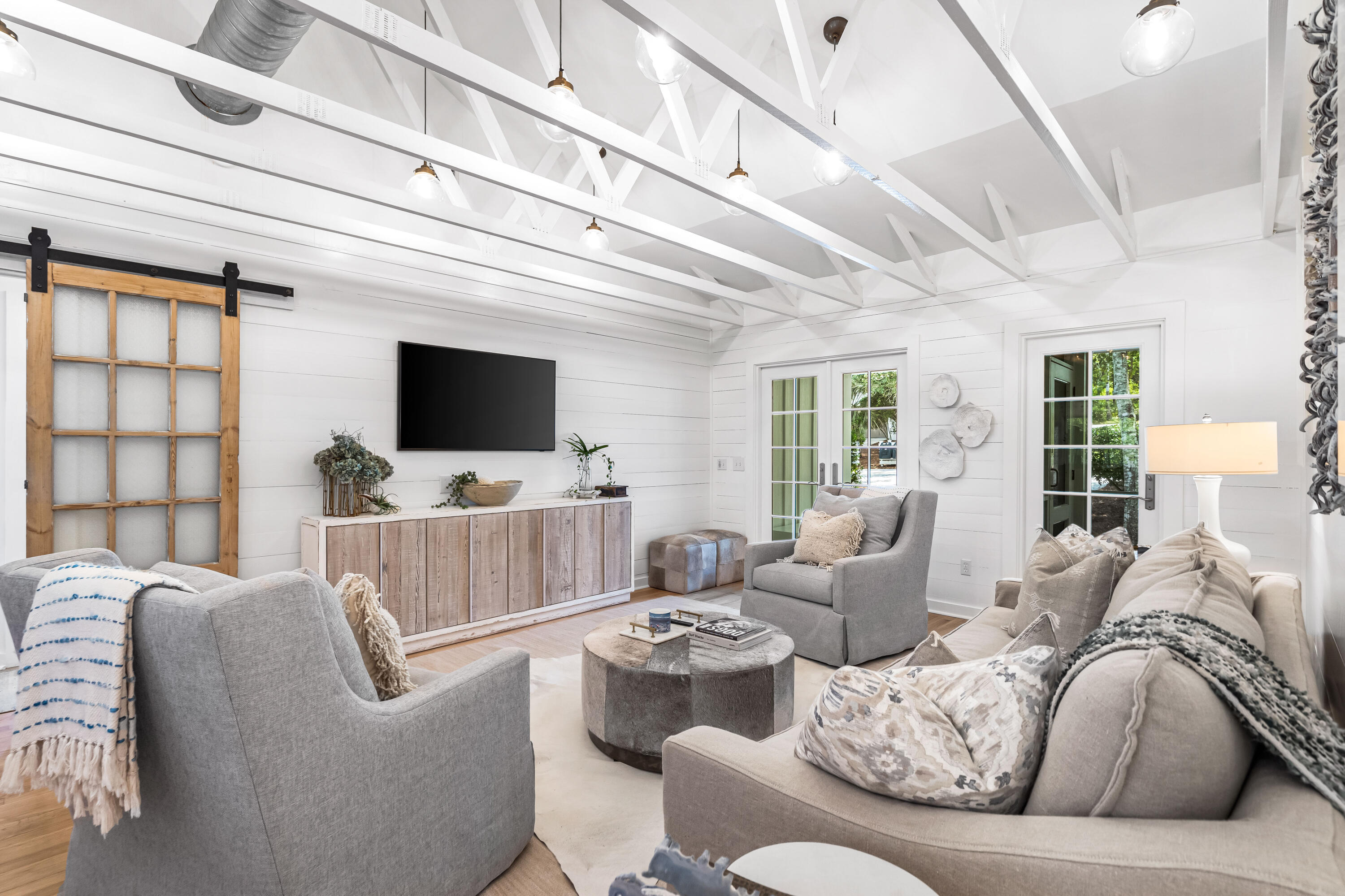 SEAGROVE VILLAGE 6TH ADD - Residential