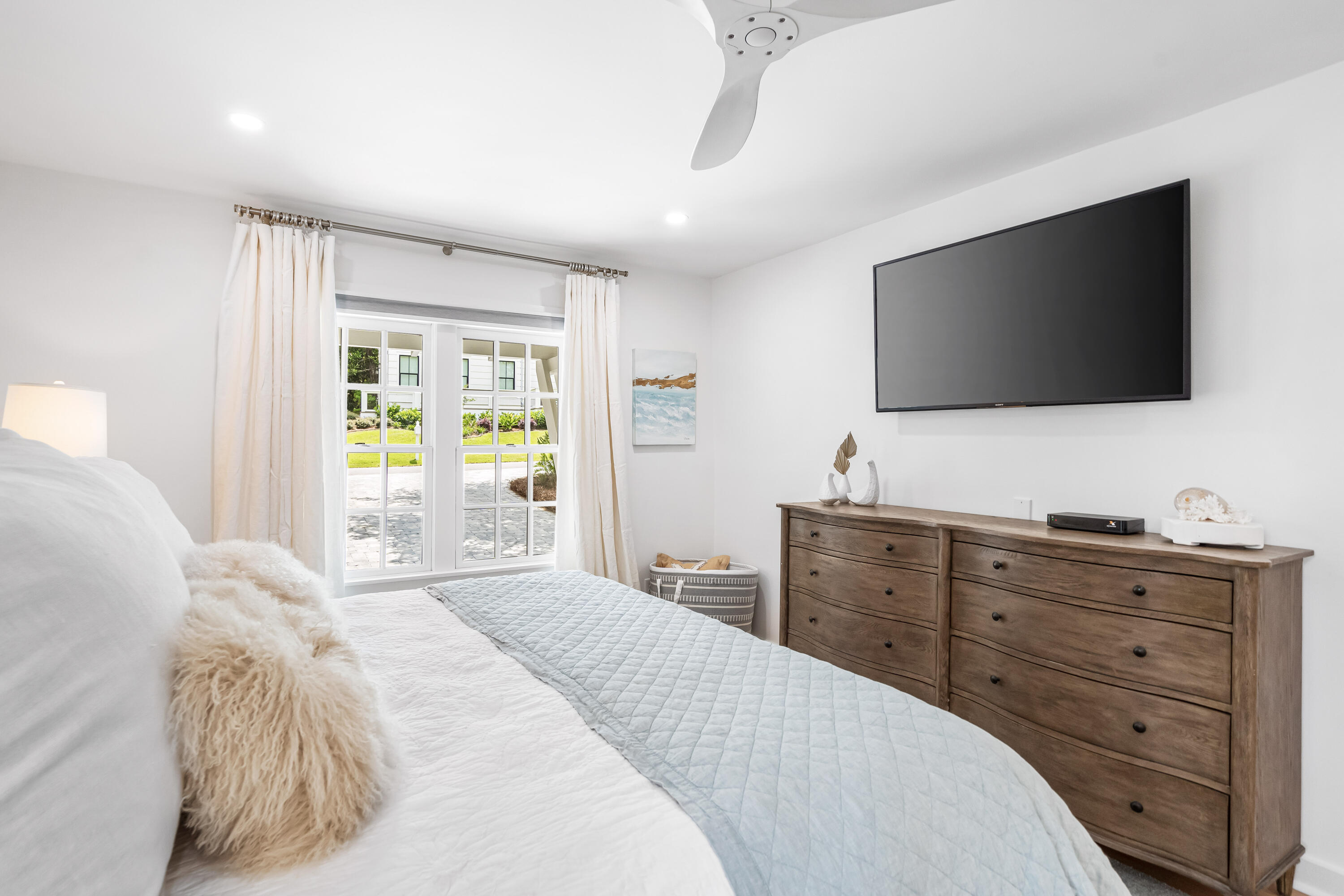 SEAGROVE VILLAGE 6TH ADD - Residential