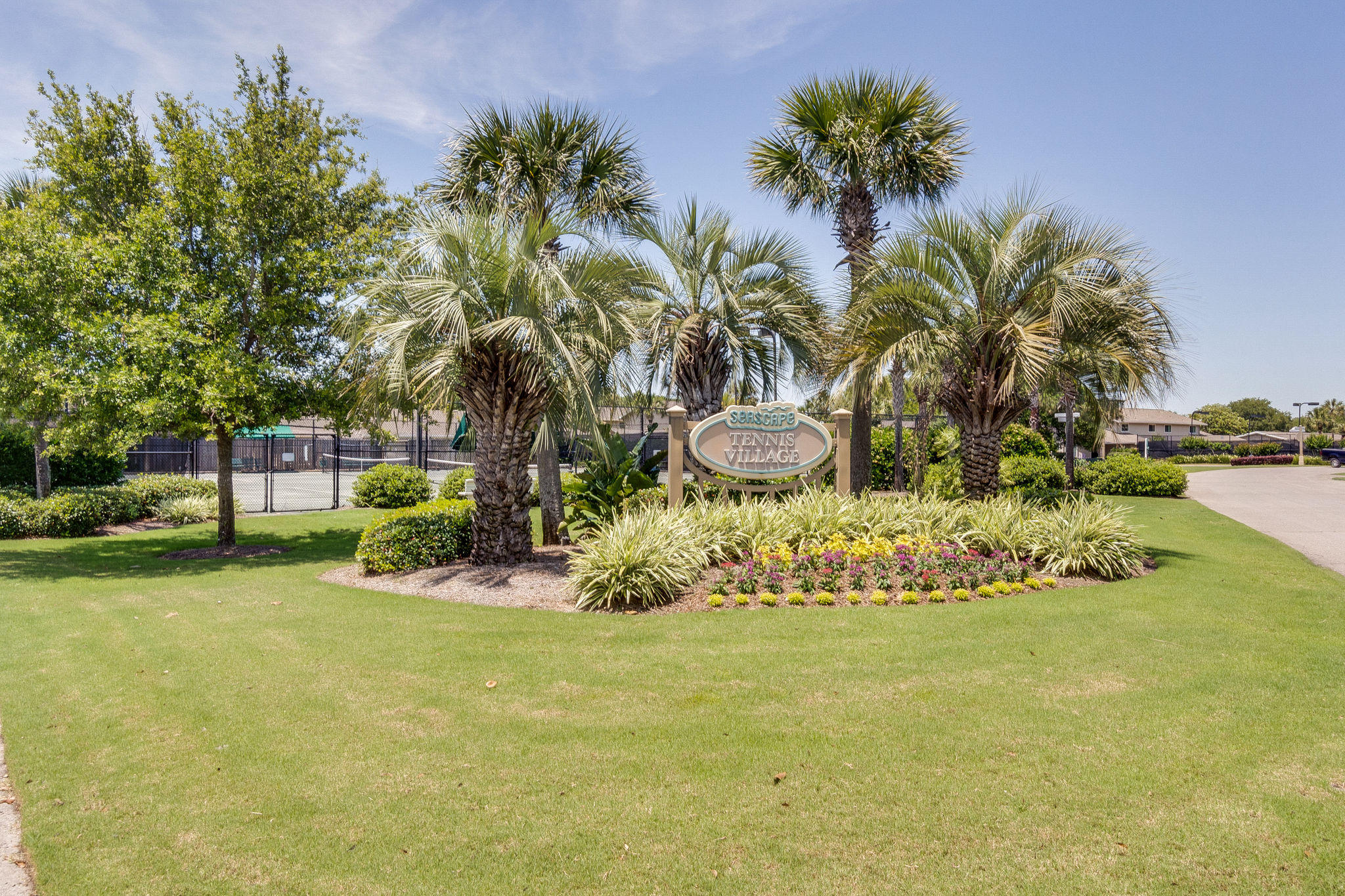 SEASCAPE CONDO GARDEN VILLA - Residential