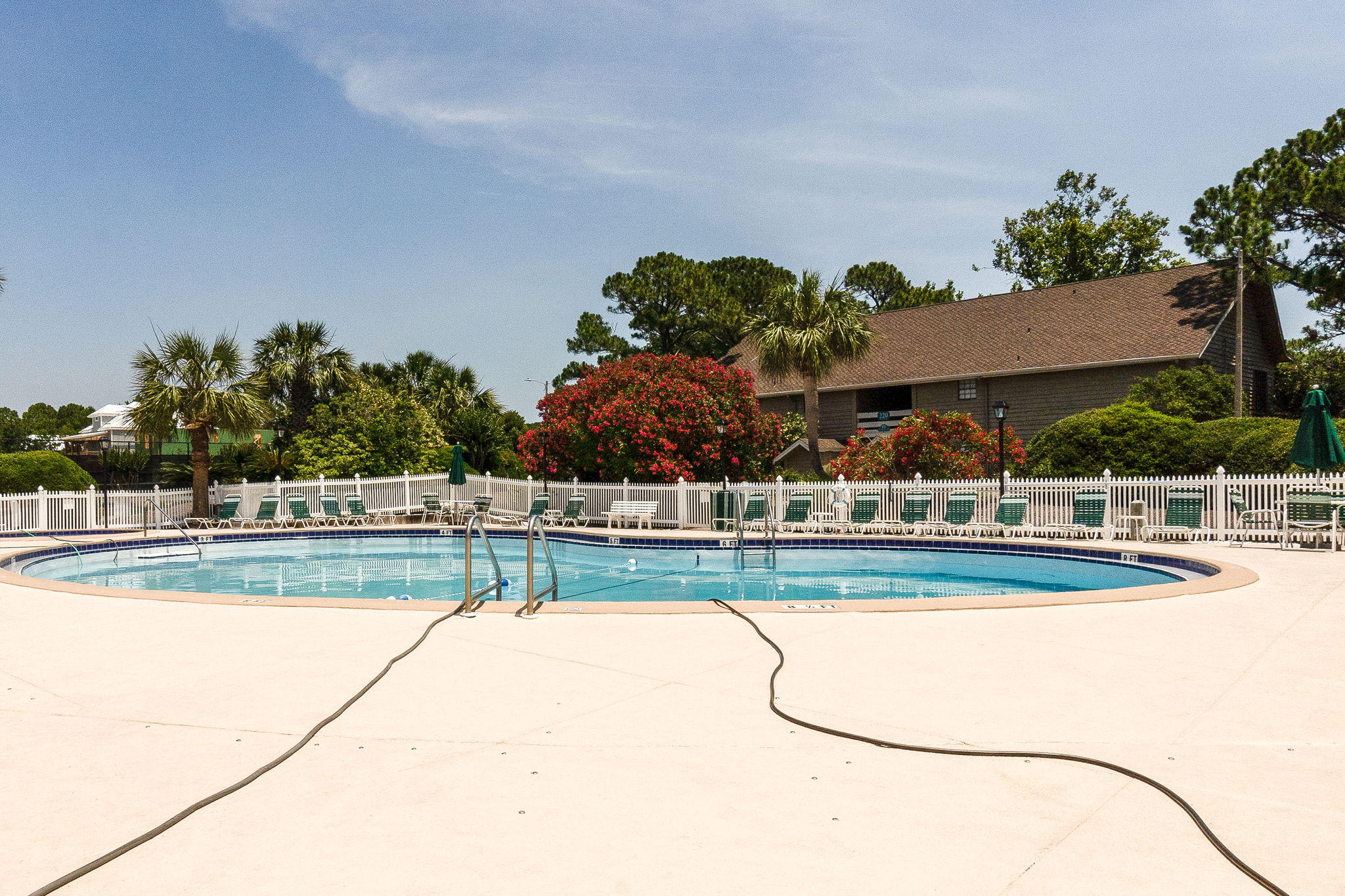 SEASCAPE CONDO GARDEN VILLA - Residential