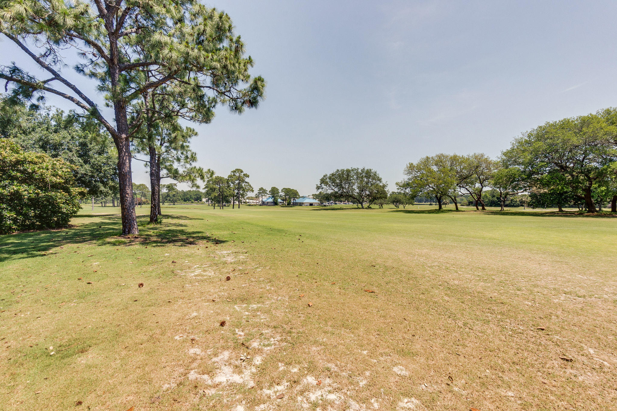 SEASCAPE CONDO GARDEN VILLA - Residential