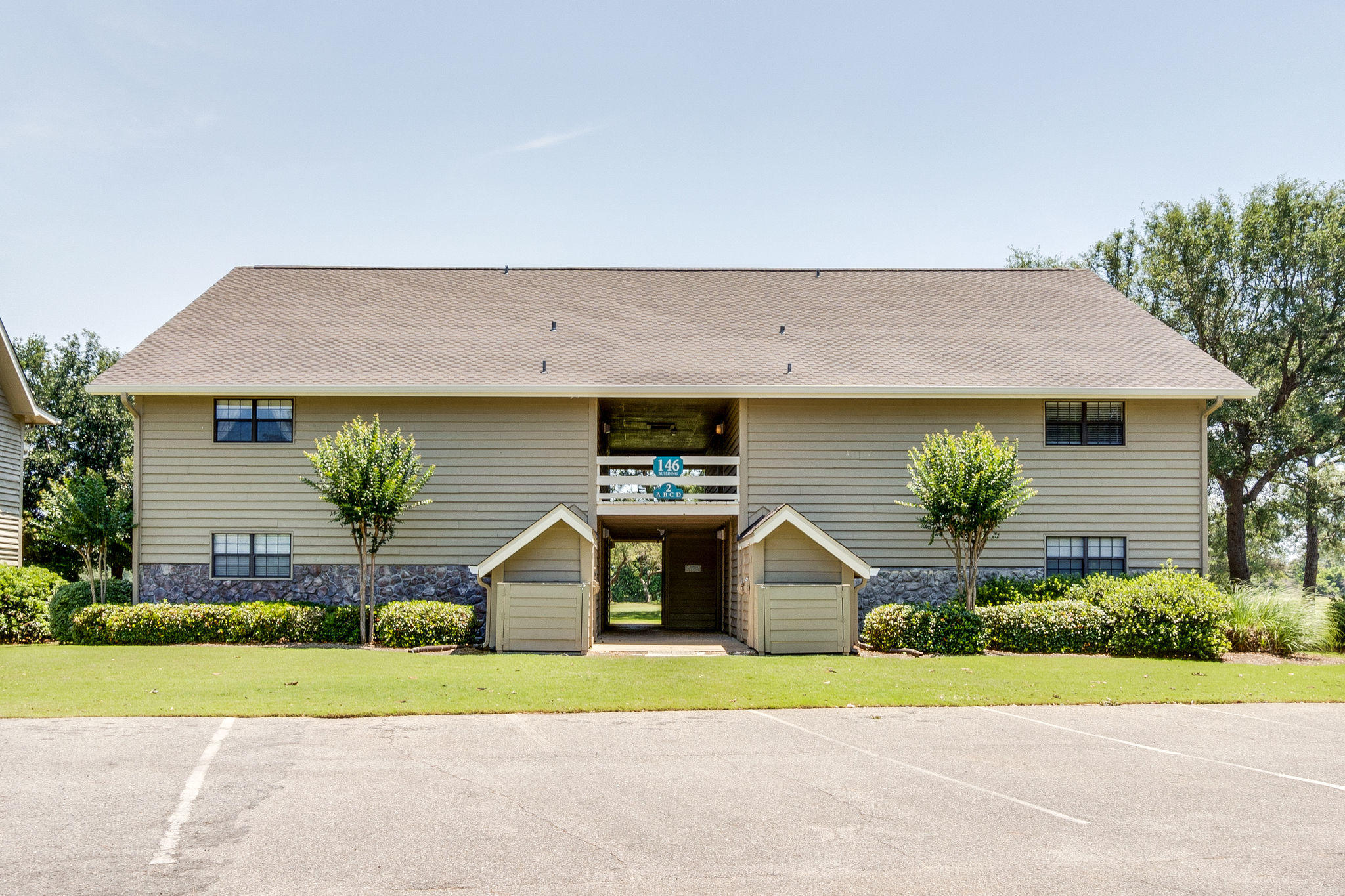 SEASCAPE CONDO GARDEN VILLA - Residential