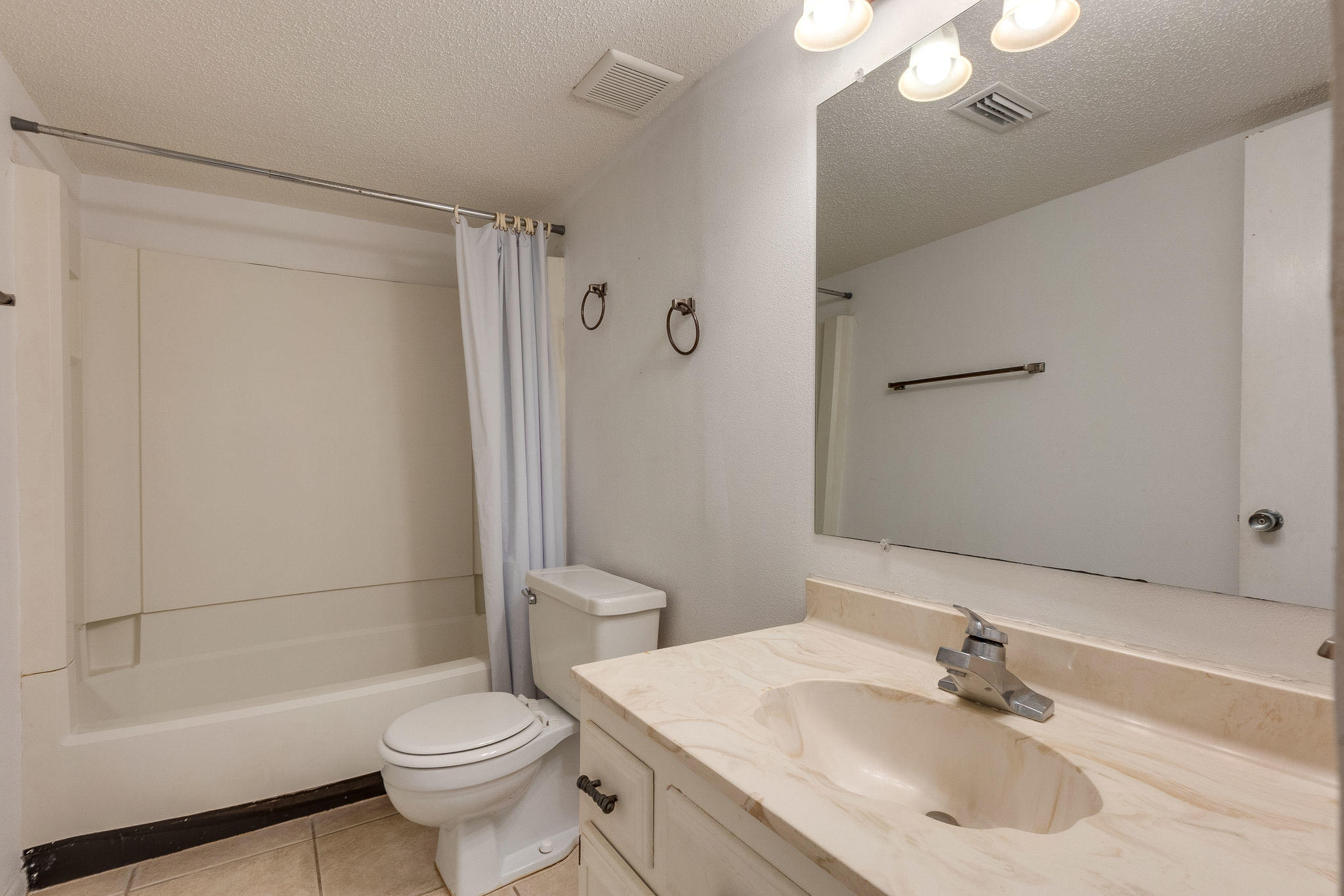 SEASCAPE CONDO GARDEN VILLA - Residential