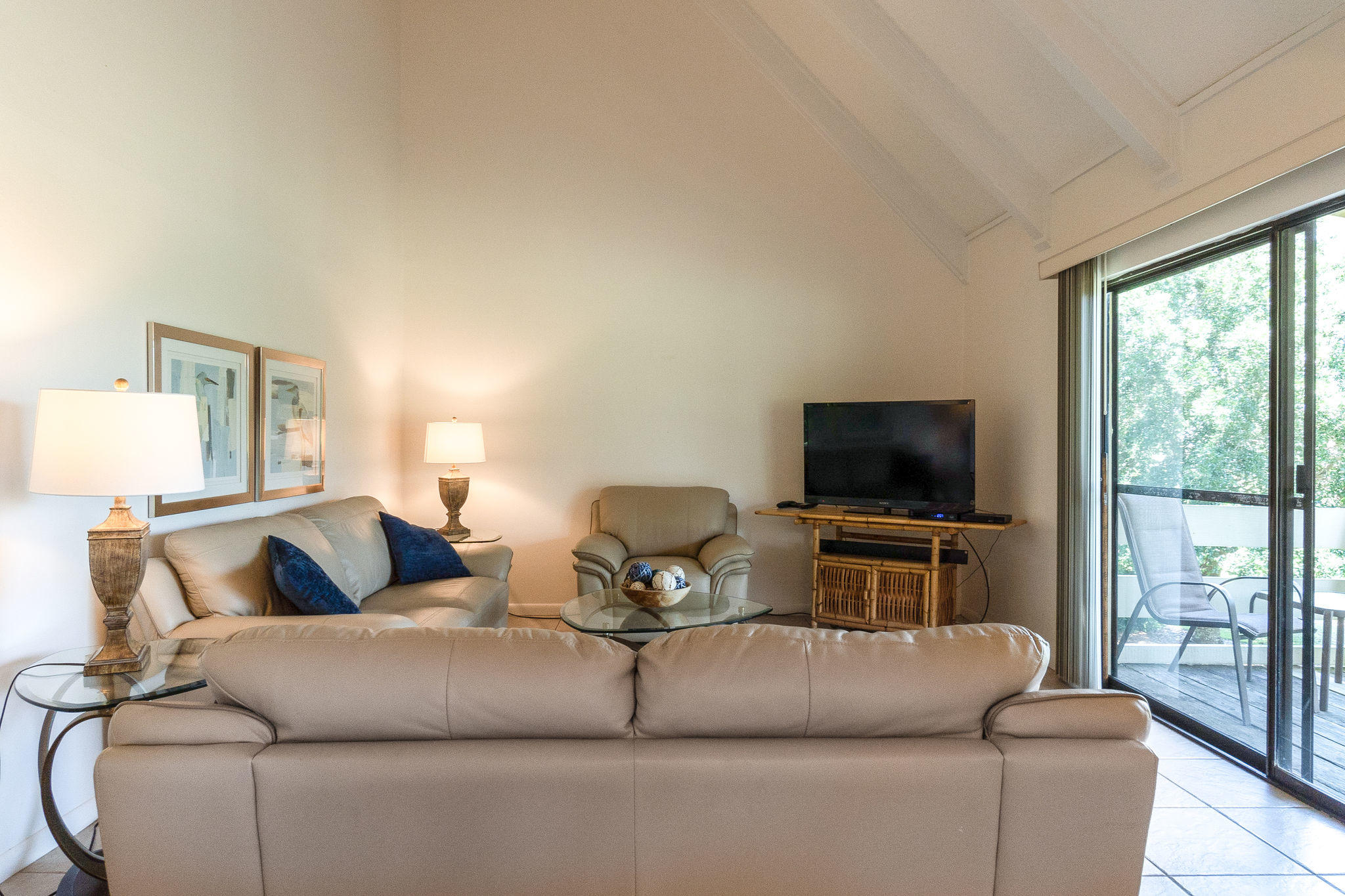 SEASCAPE CONDO GARDEN VILLA - Residential