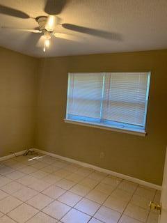 QUIET OAKS S/D Lot 4 BLK 5 - Residential Lease