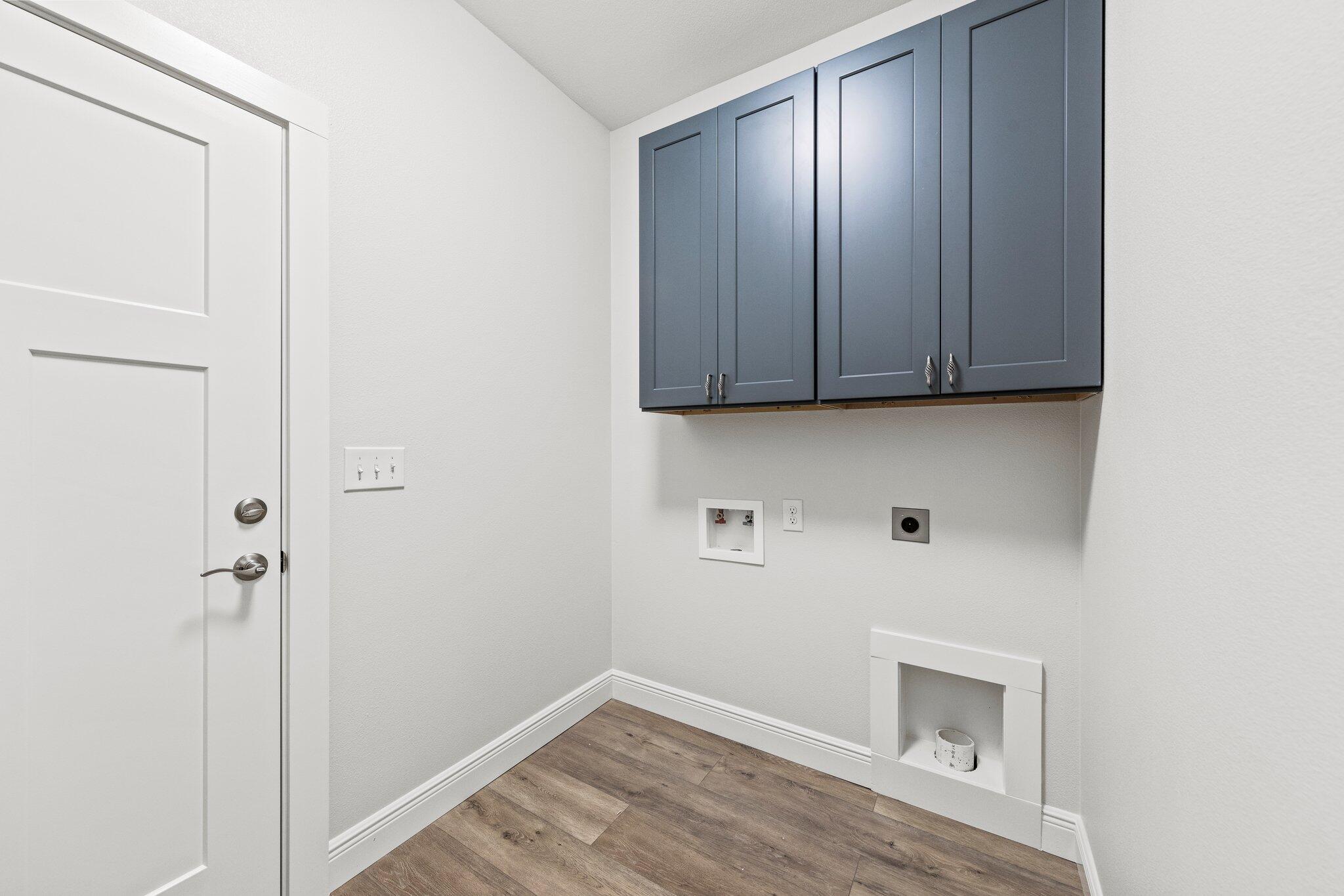 Andi's Way - Residential