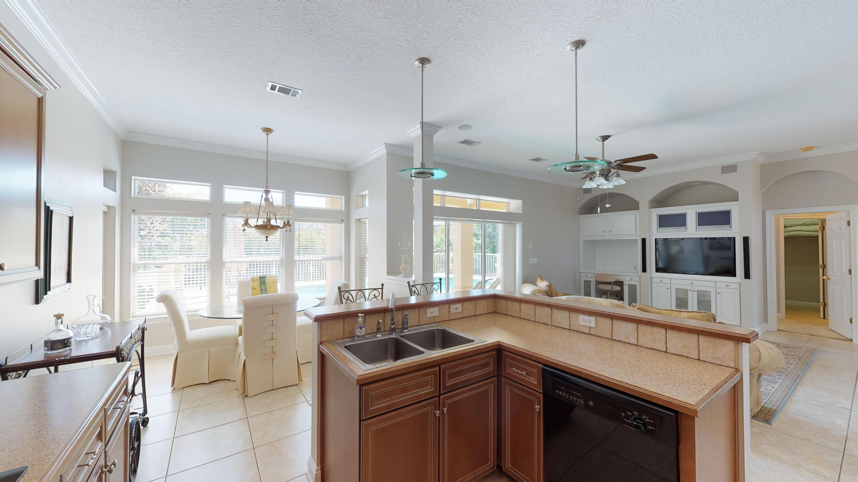 REGATTA BAY PATIO HOMES - Residential