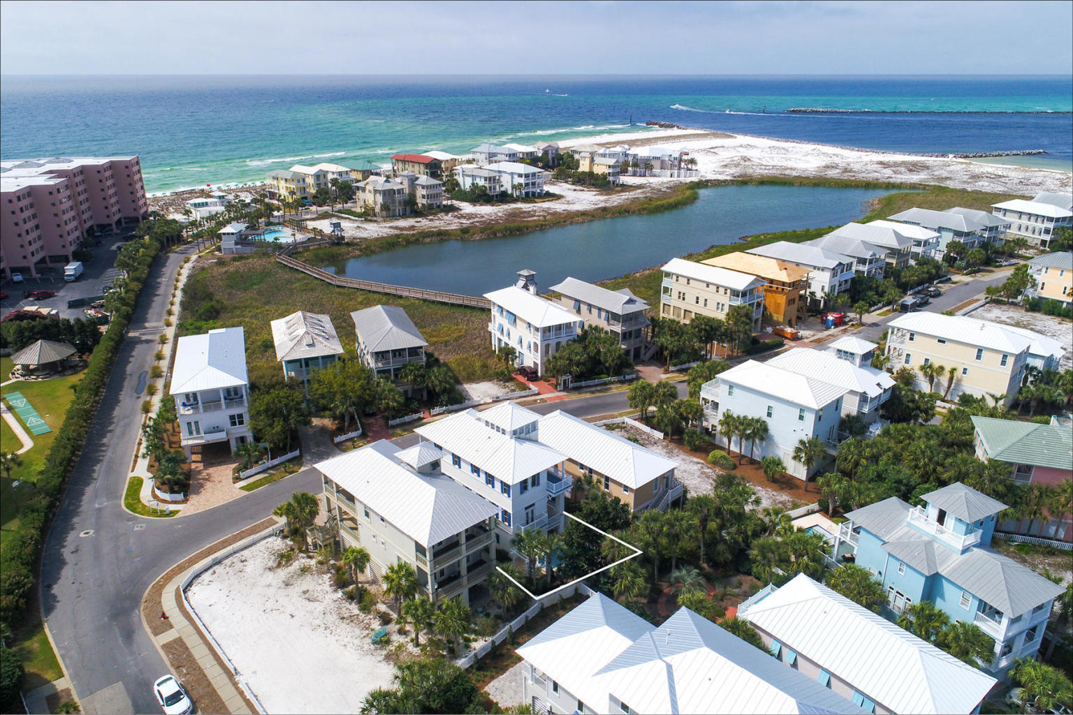 DESTIN POINTE - Residential