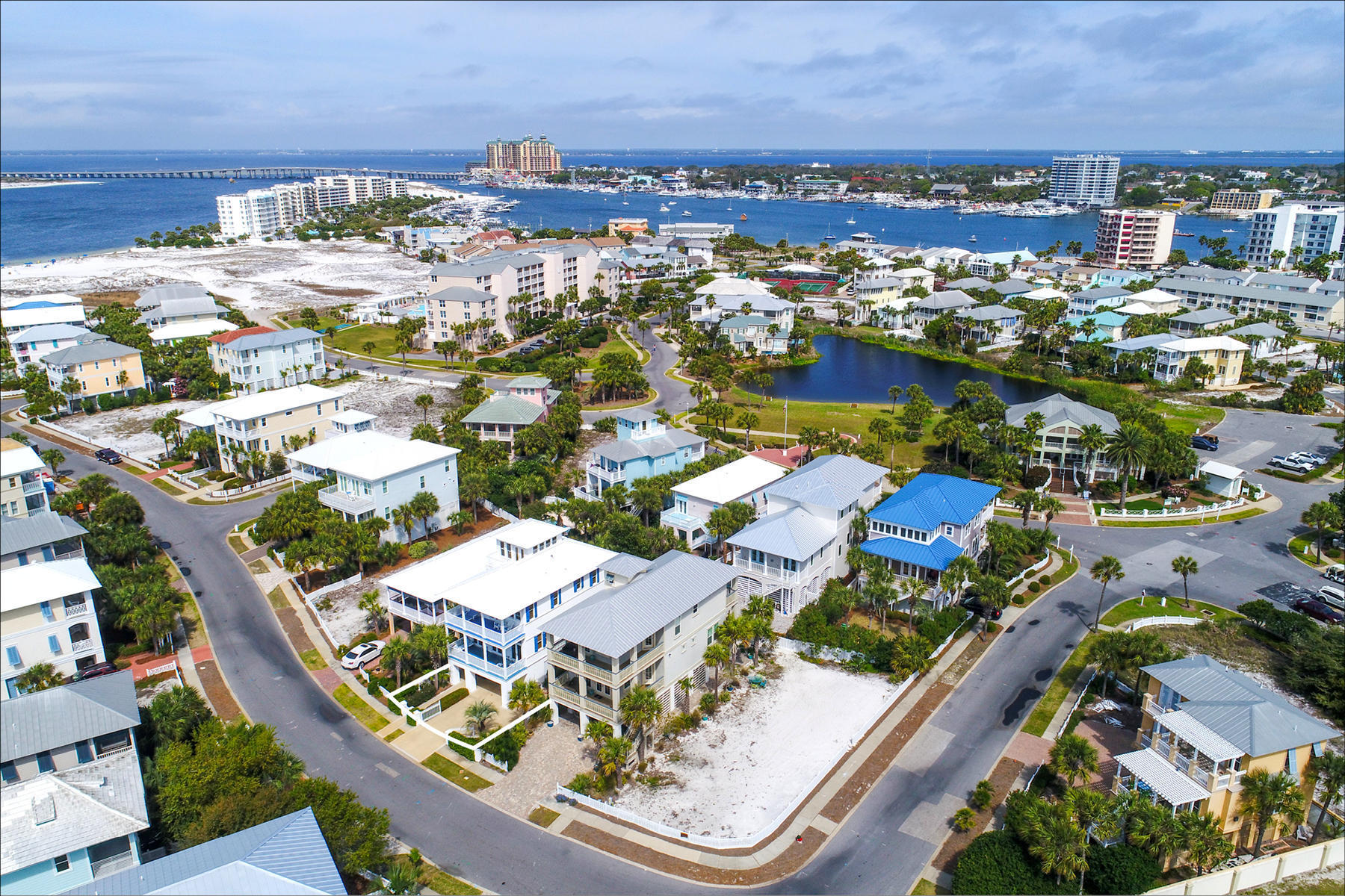 DESTIN POINTE - Residential