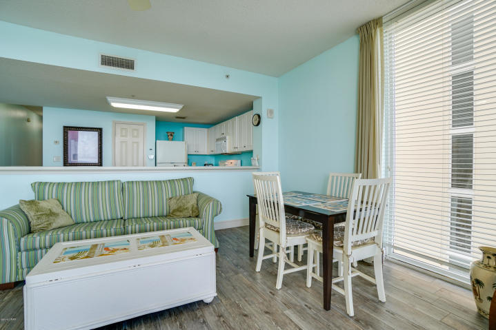 MAJESTIC BEACH TOWERS I - Residential