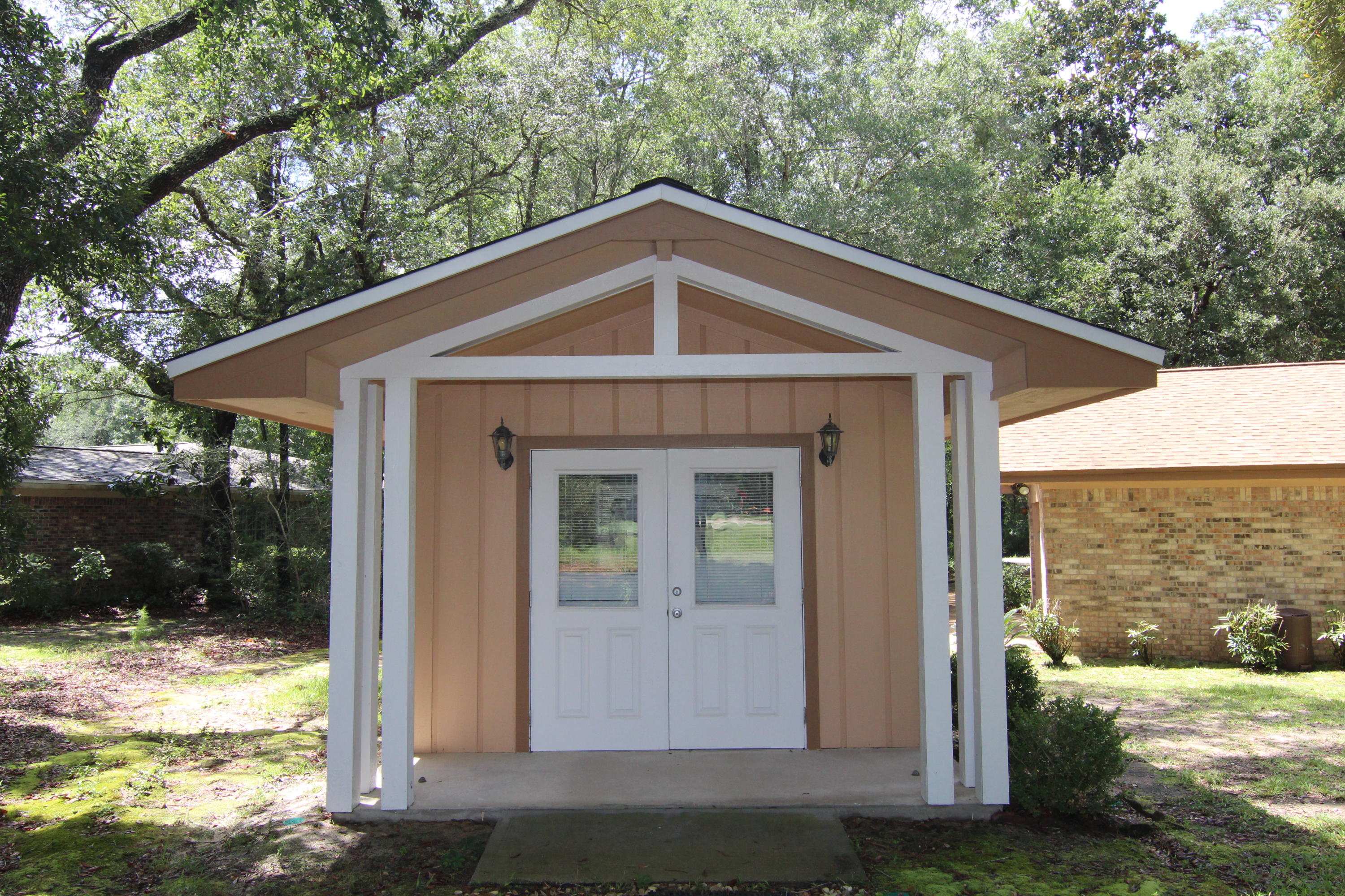 LE CHATEAU - Residential