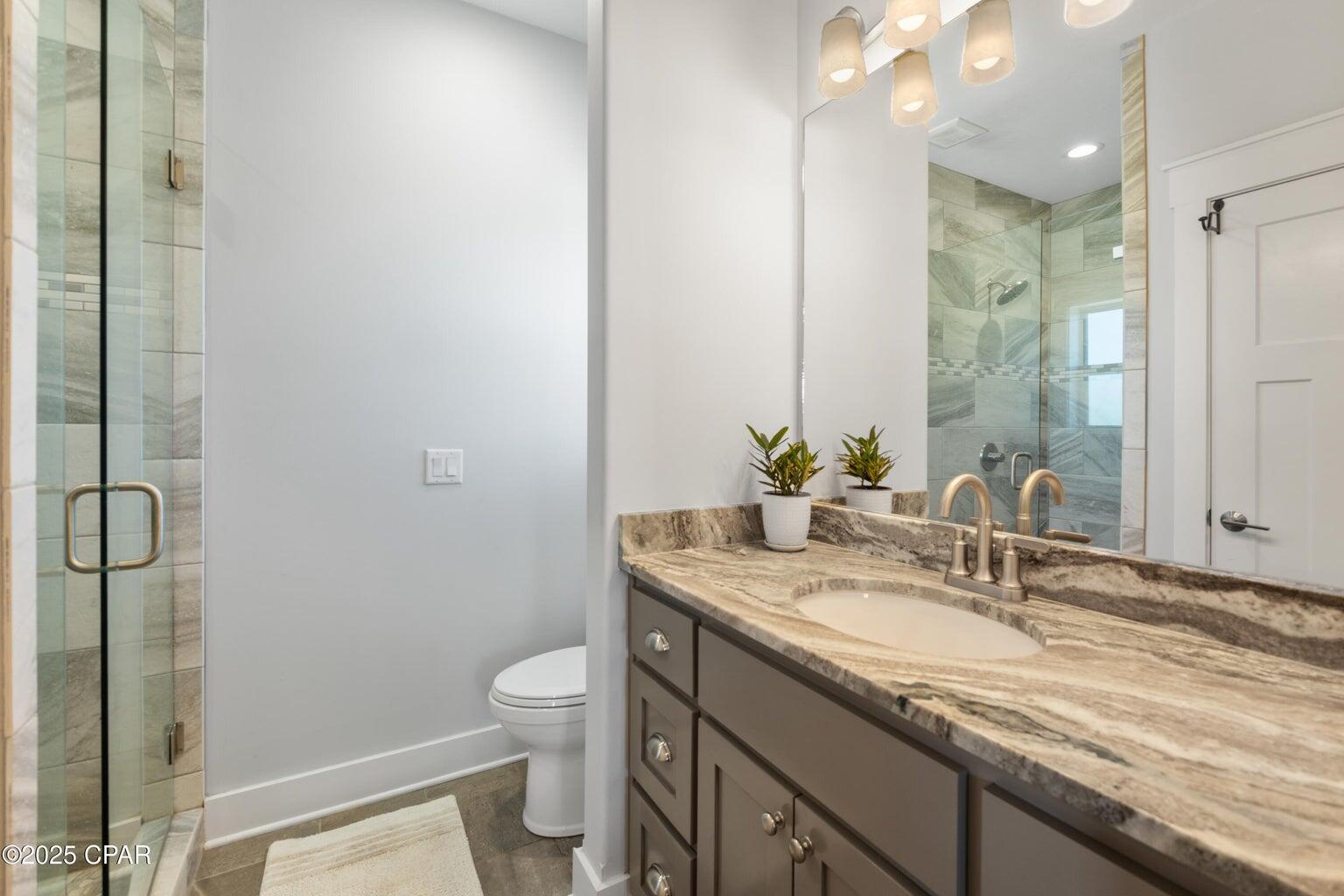 LAGUNA BEACH - Residential