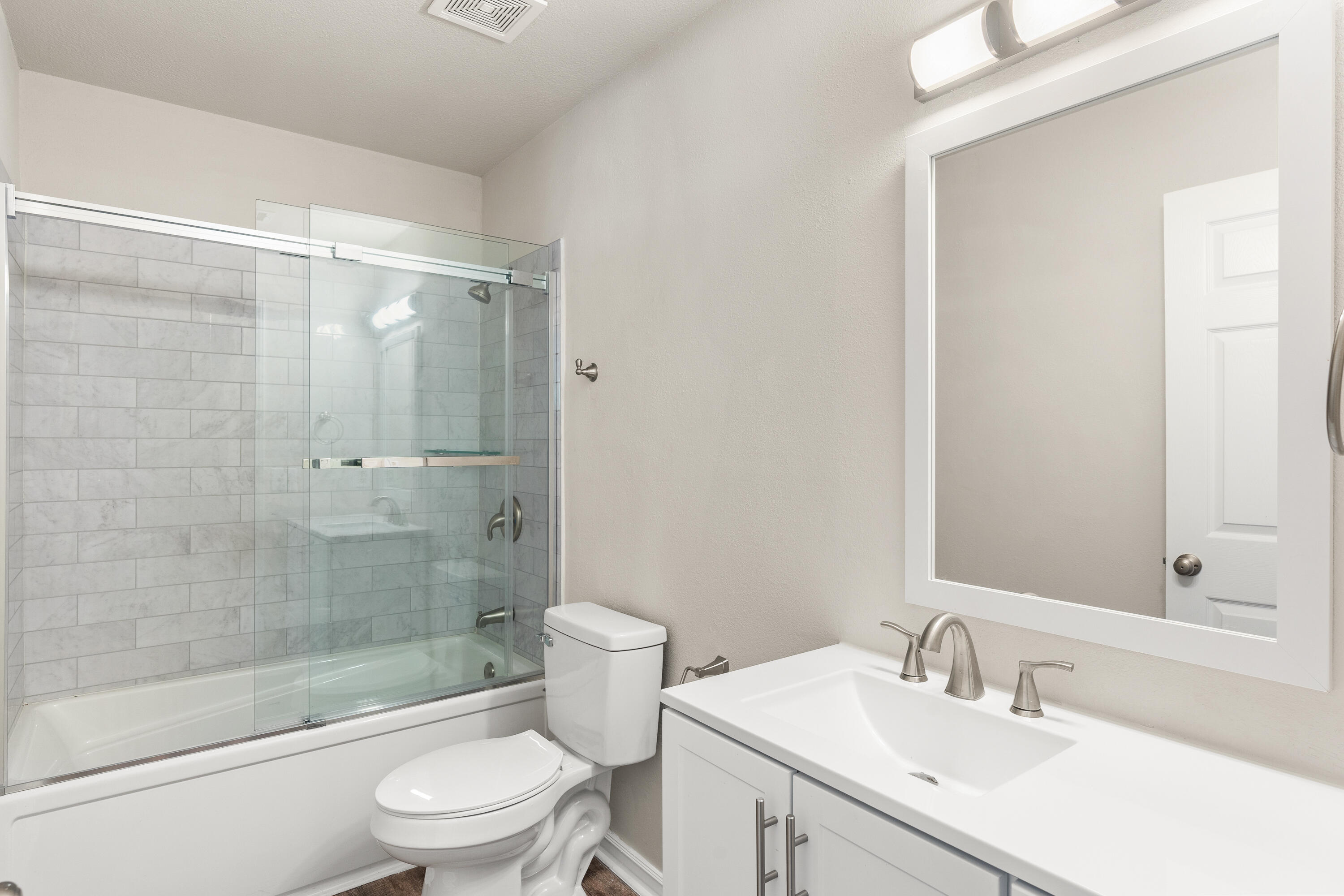 JUNIPER LAKE ESTATES - Residential