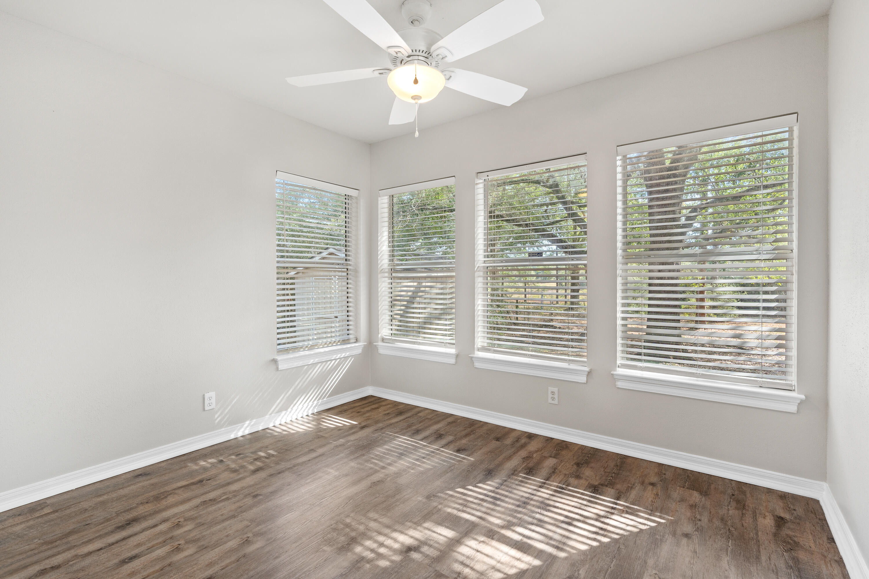 JUNIPER LAKE ESTATES - Residential