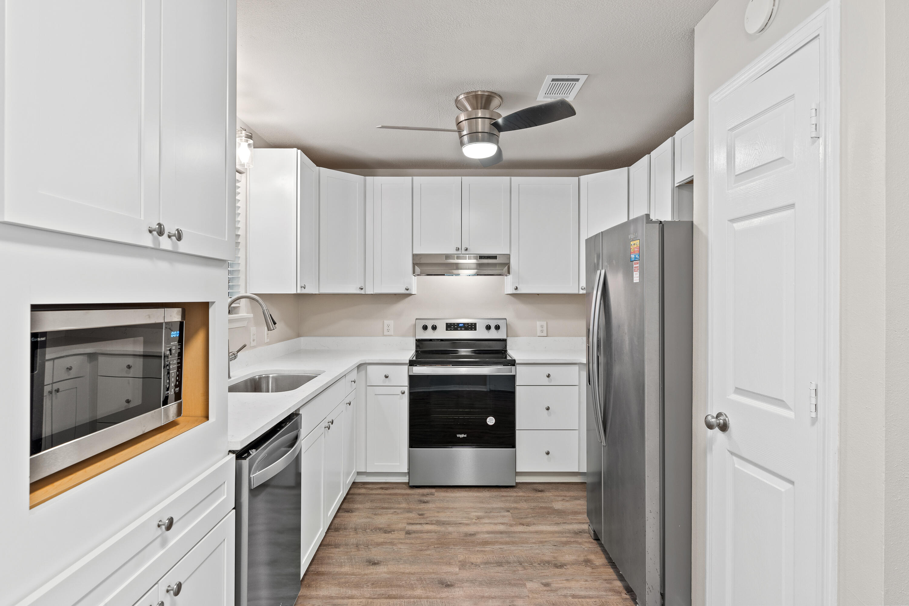 JUNIPER LAKE ESTATES - Residential