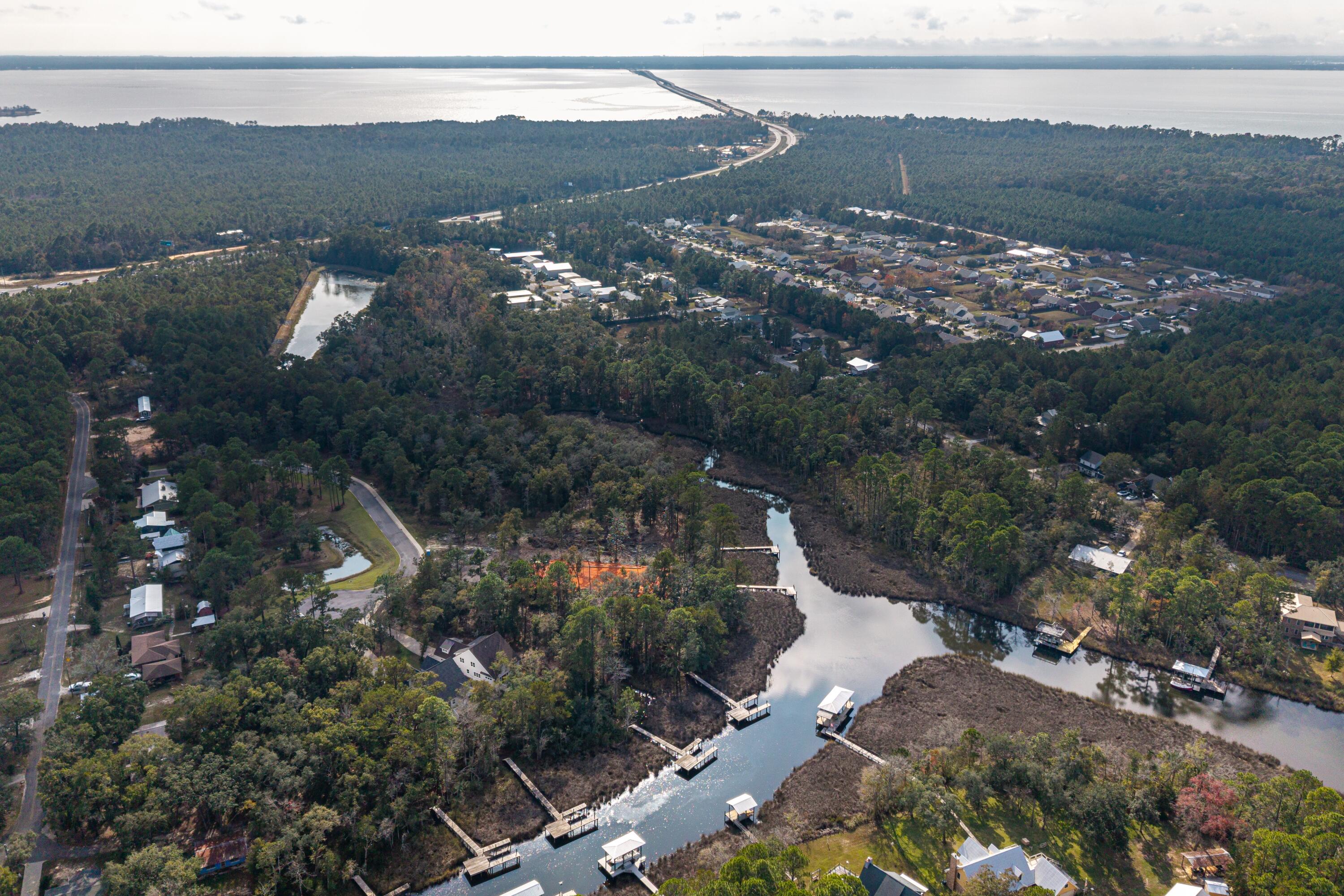 REDFISH POINT - Residential