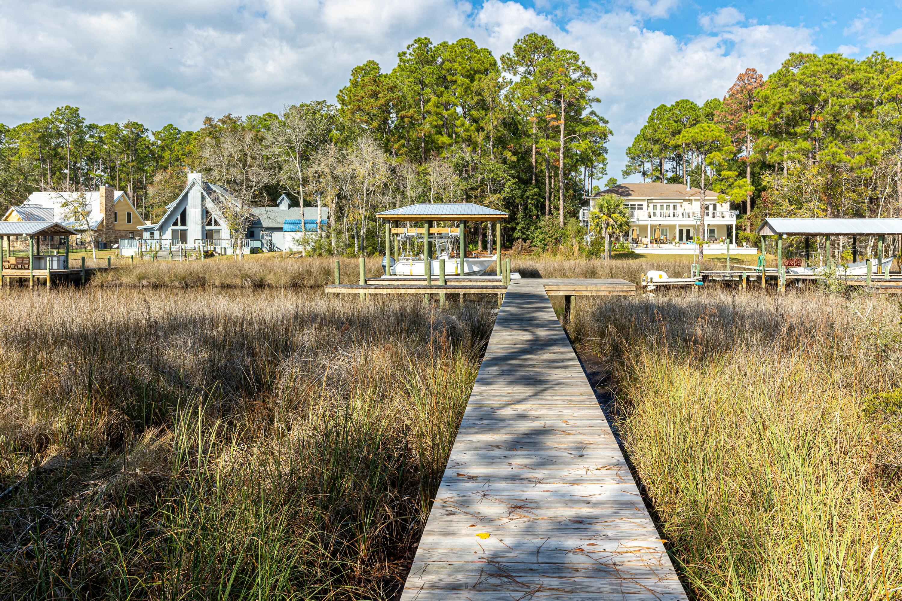REDFISH POINT - Residential