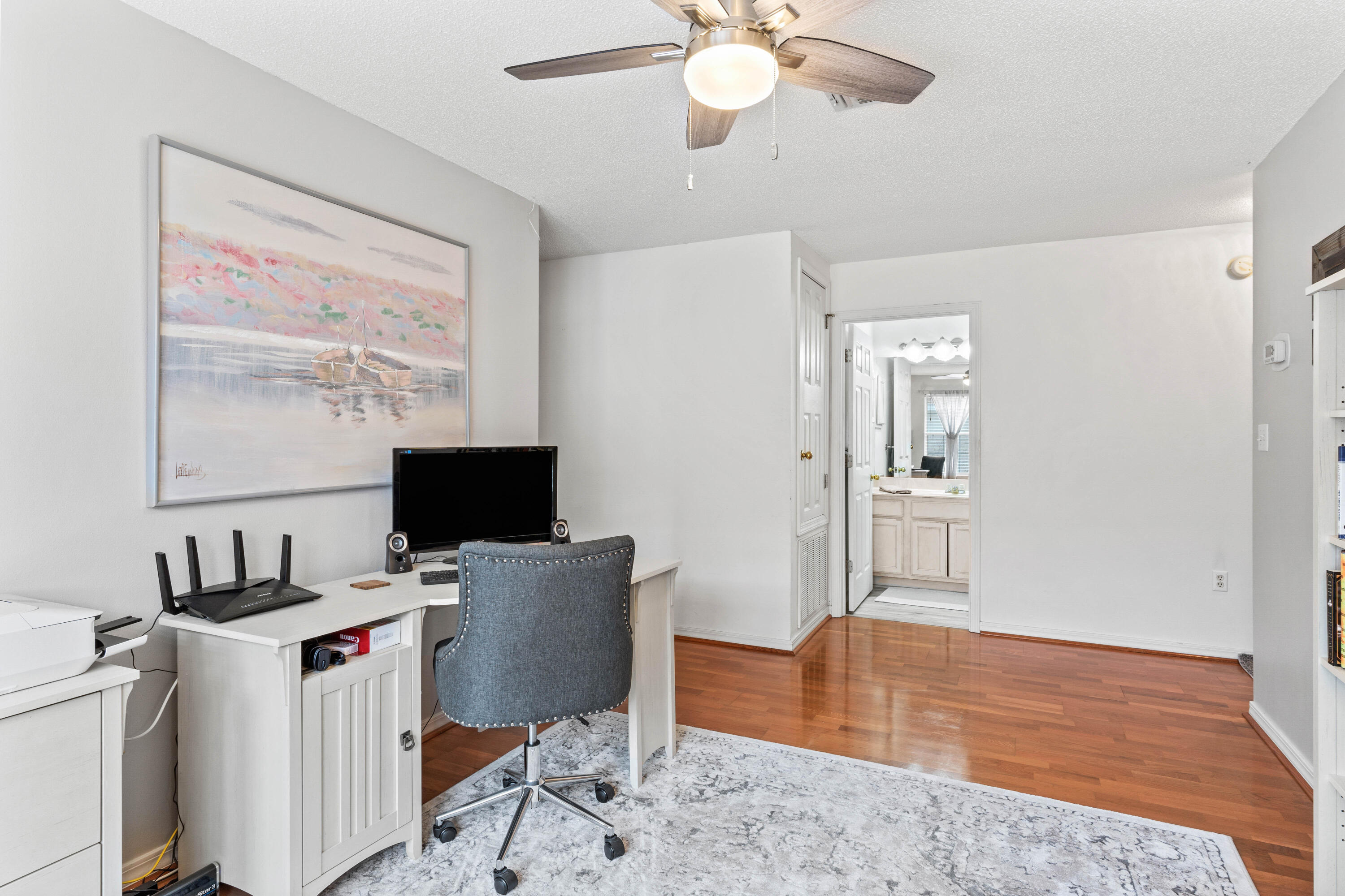 TWIN LAKES - Residential