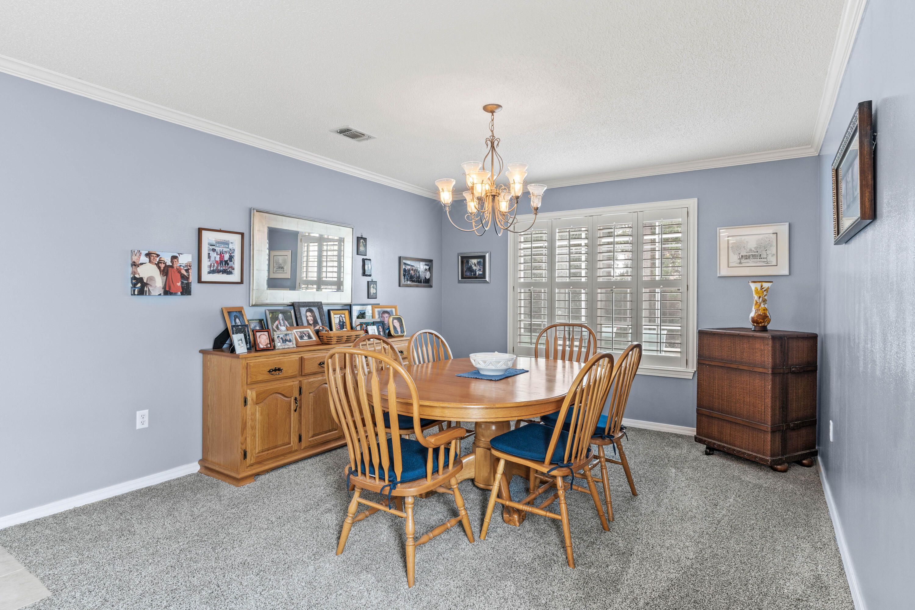 TWIN LAKES - Residential