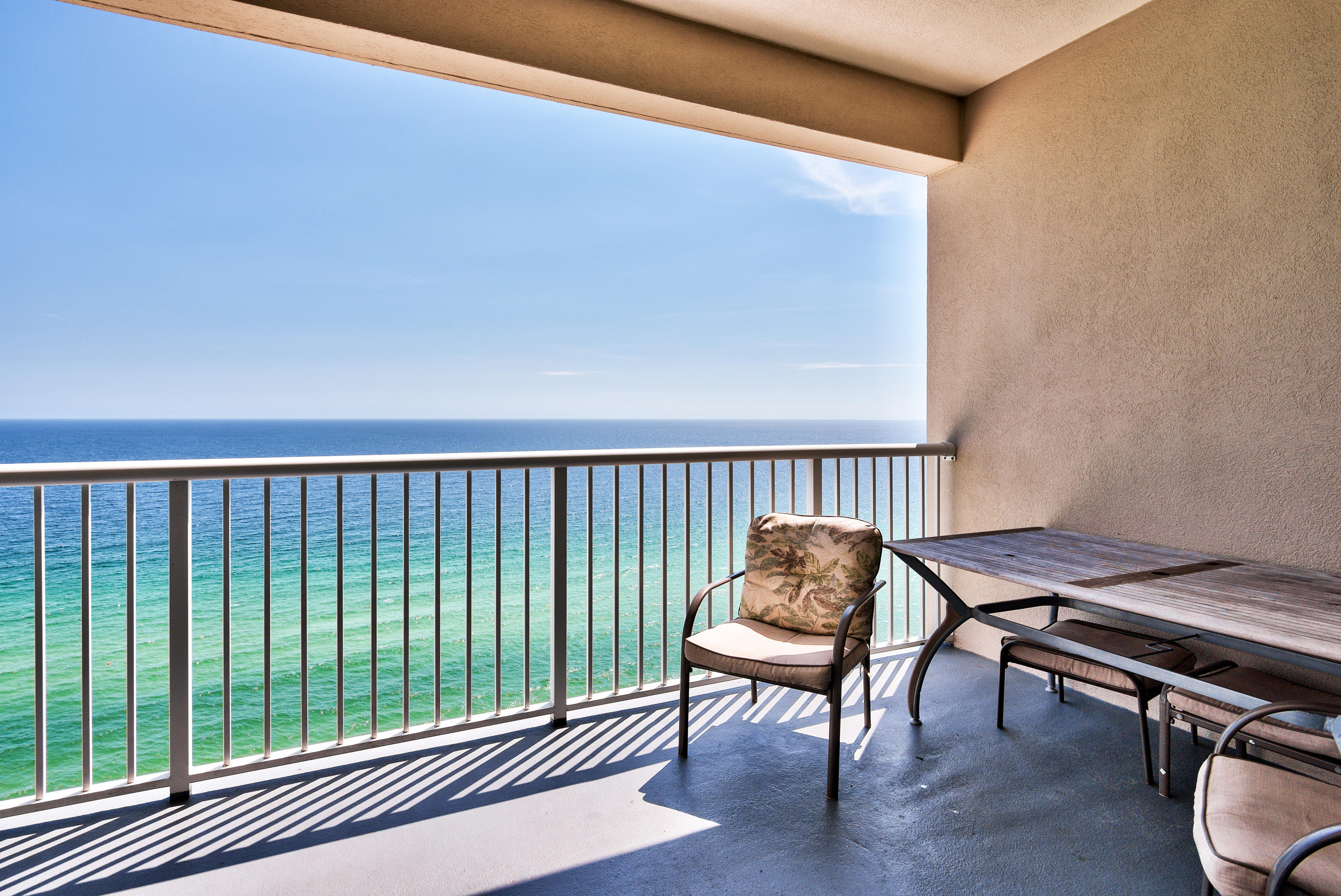 PALAZZO CONDOMINIUM - Residential