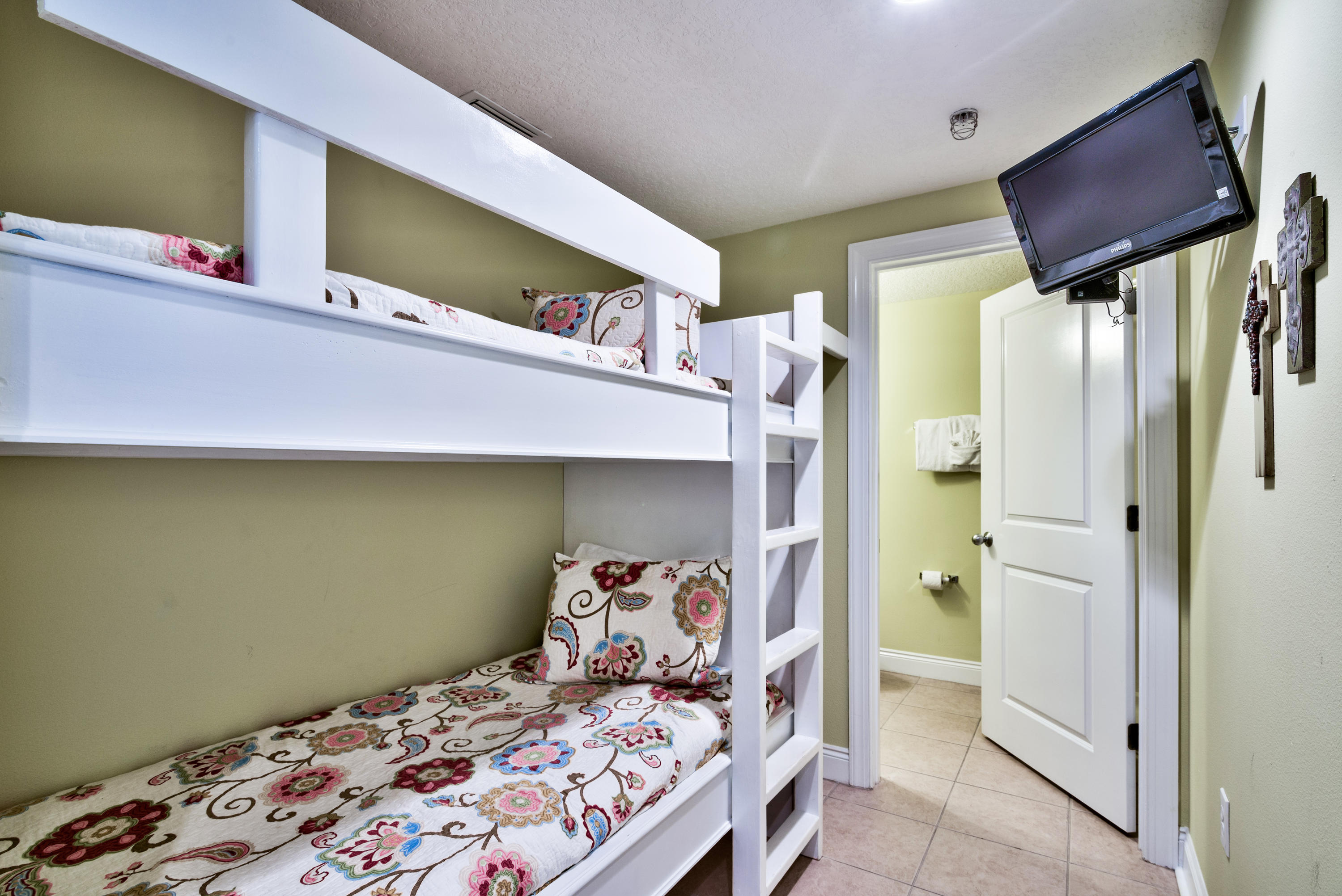 PALAZZO CONDOMINIUM - Residential