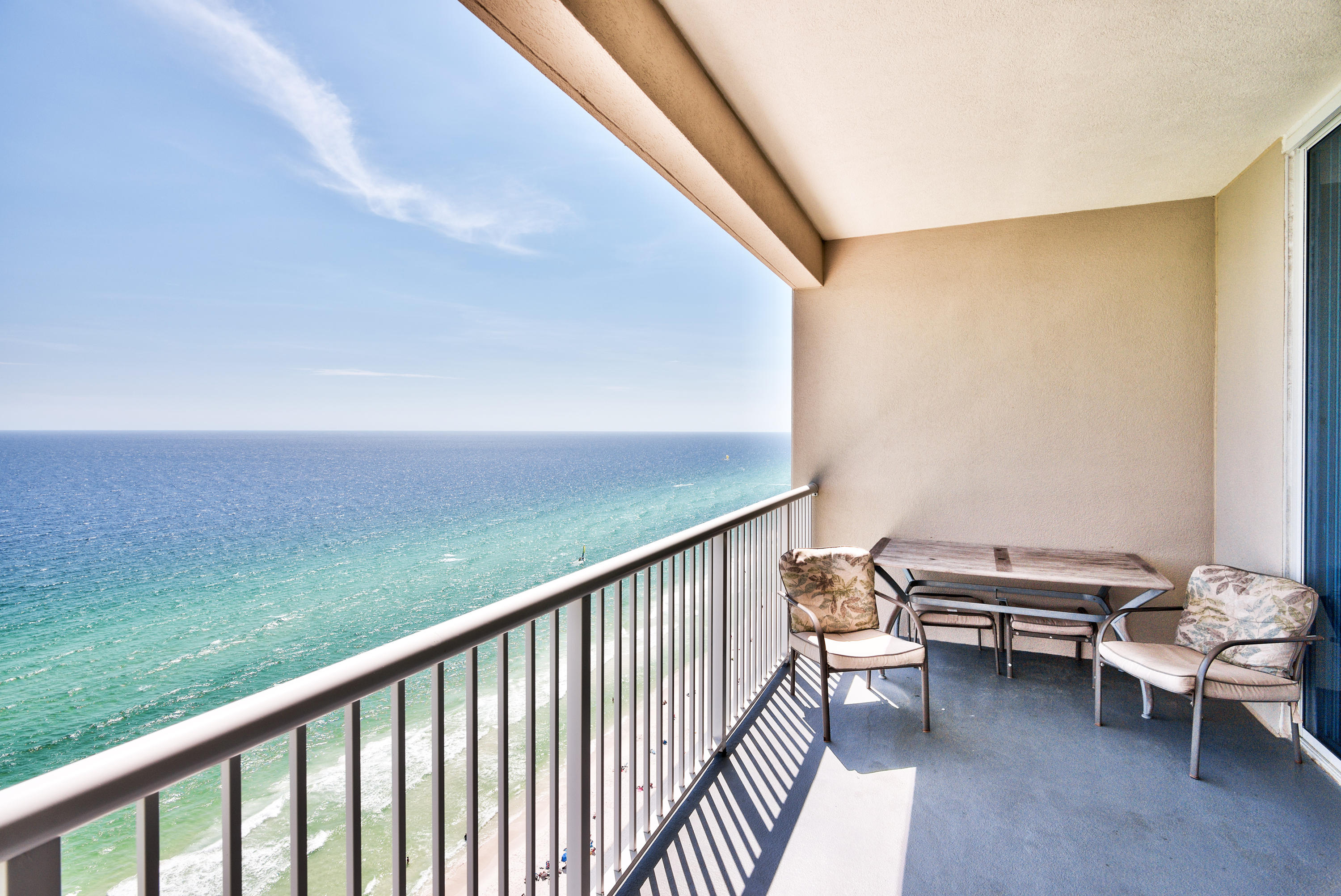 PALAZZO CONDOMINIUM - Residential