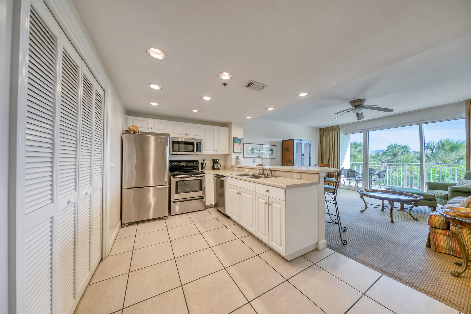 STERLING SHORES - Residential